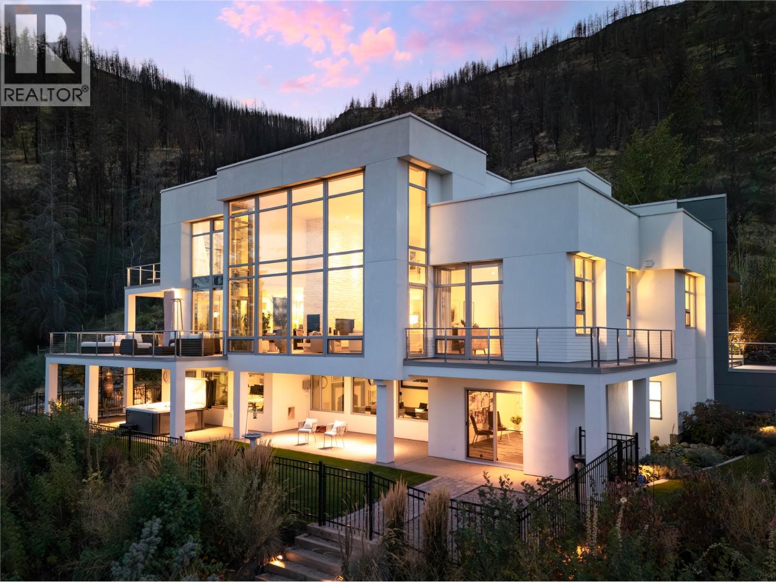 5 1750 Westside Road North, Kelowna