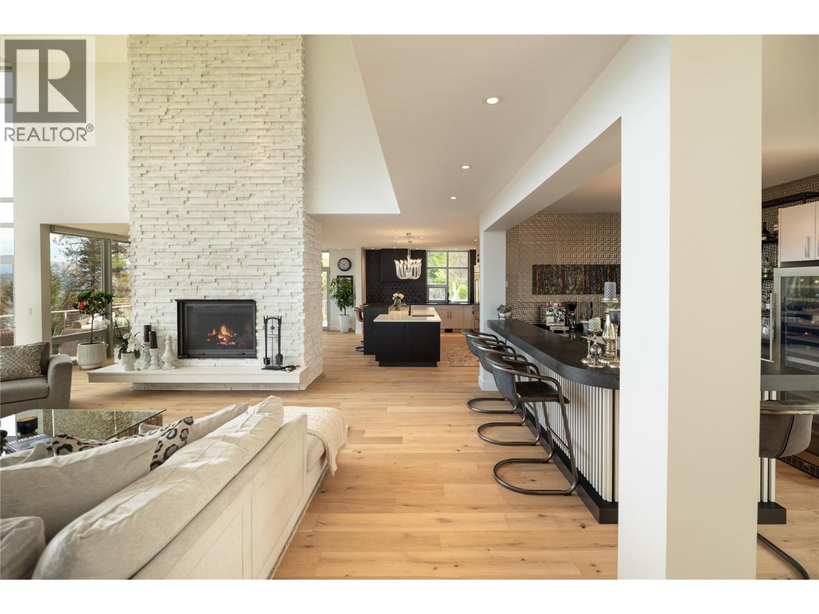 5 1750 Westside Road North, Kelowna