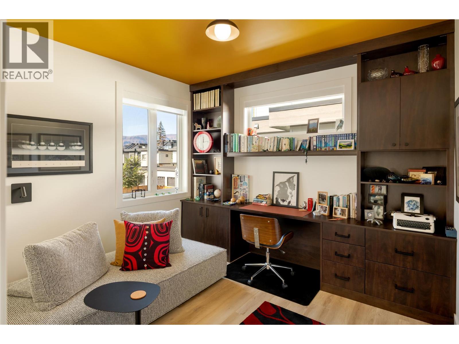  884 Patterson Avenue, Kelowna