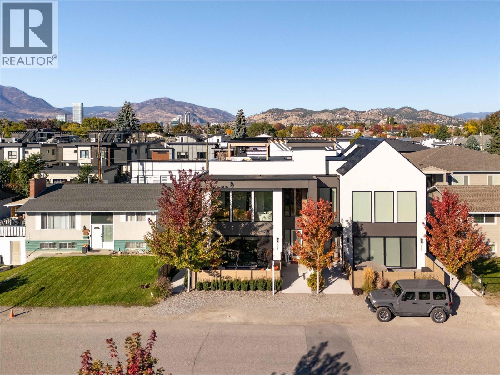  884 Patterson Avenue, Kelowna