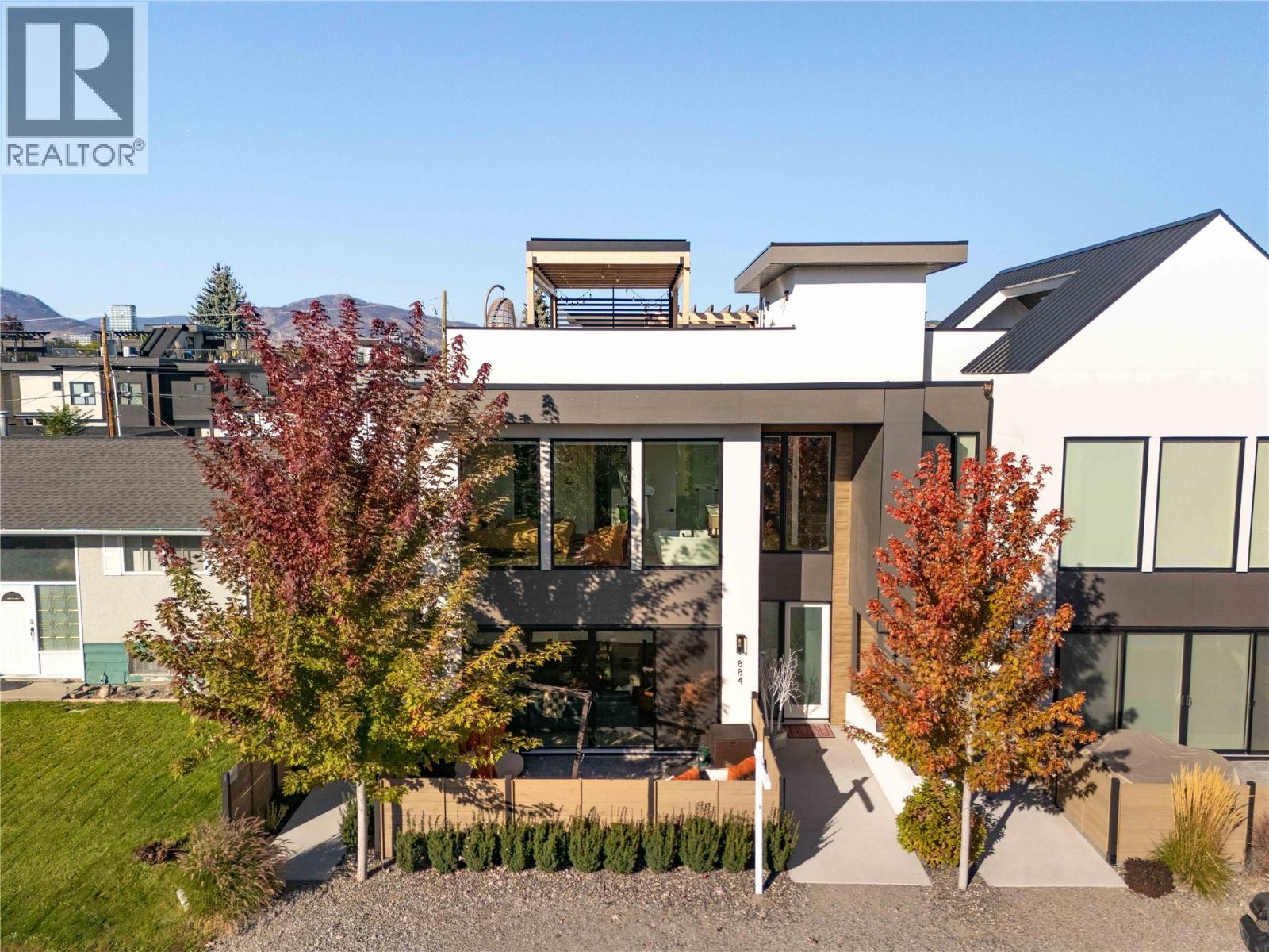  884 Patterson Avenue, Kelowna
