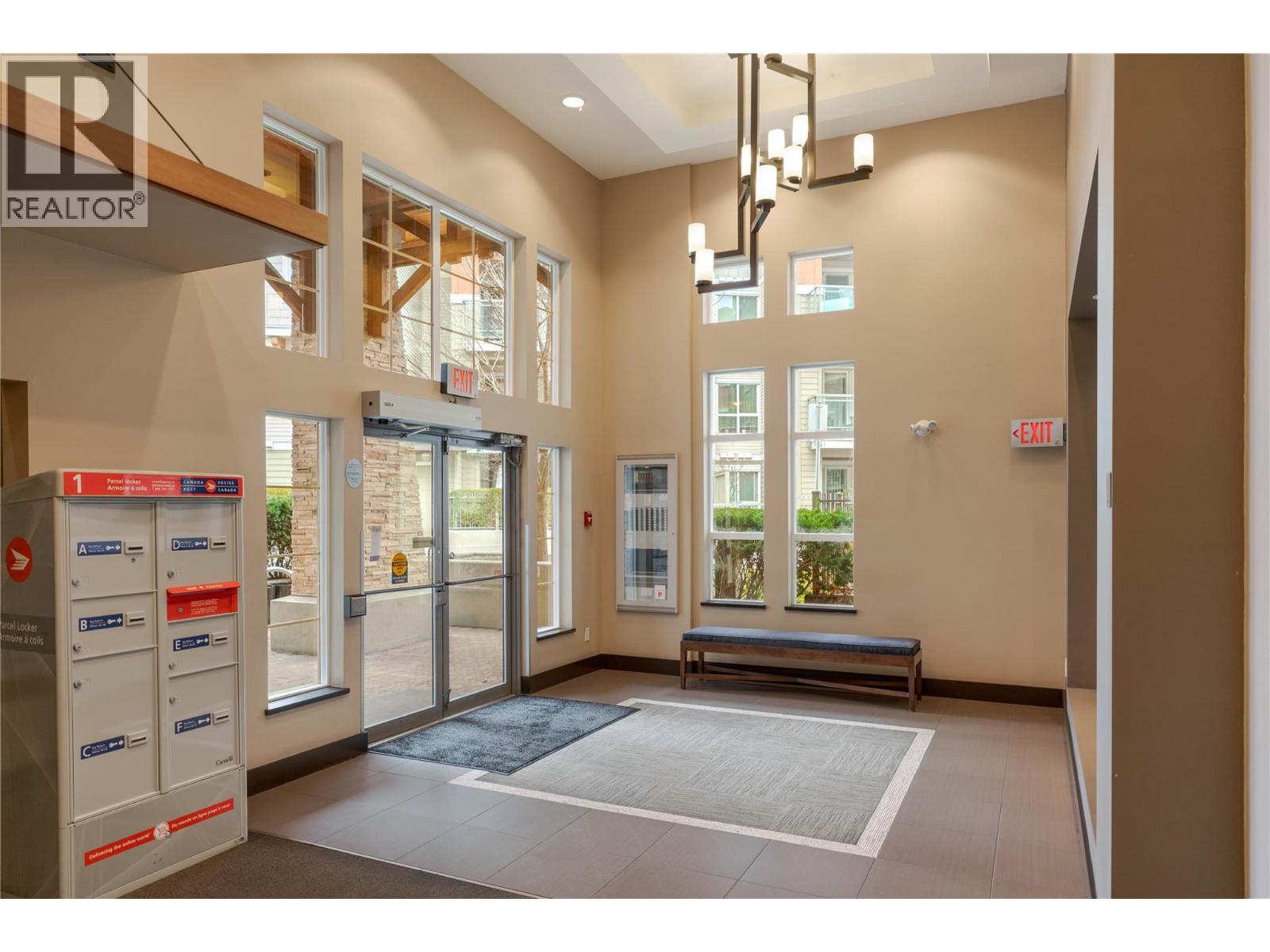 312 1083 Sunset Drive, Kelowna