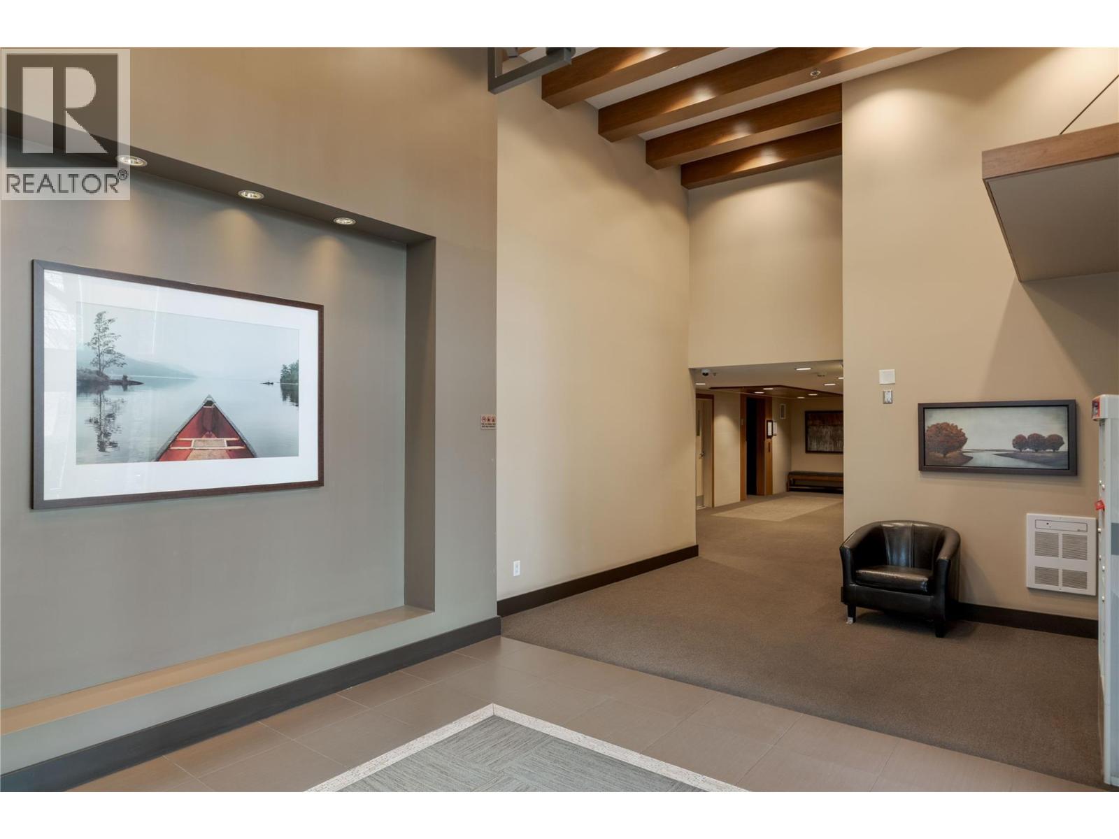 312 1083 Sunset Drive, Kelowna