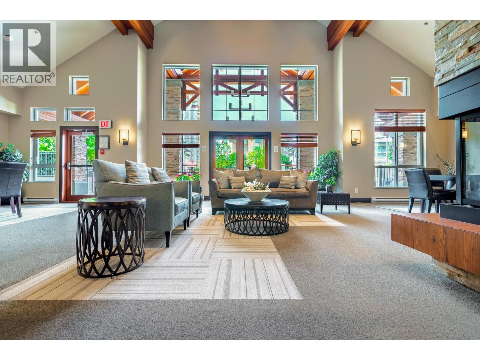 312 1083 Sunset Drive, Kelowna