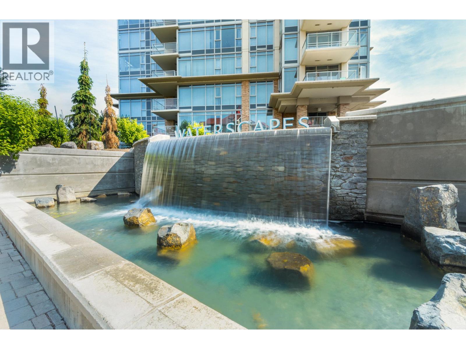 312 1083 Sunset Drive, Kelowna