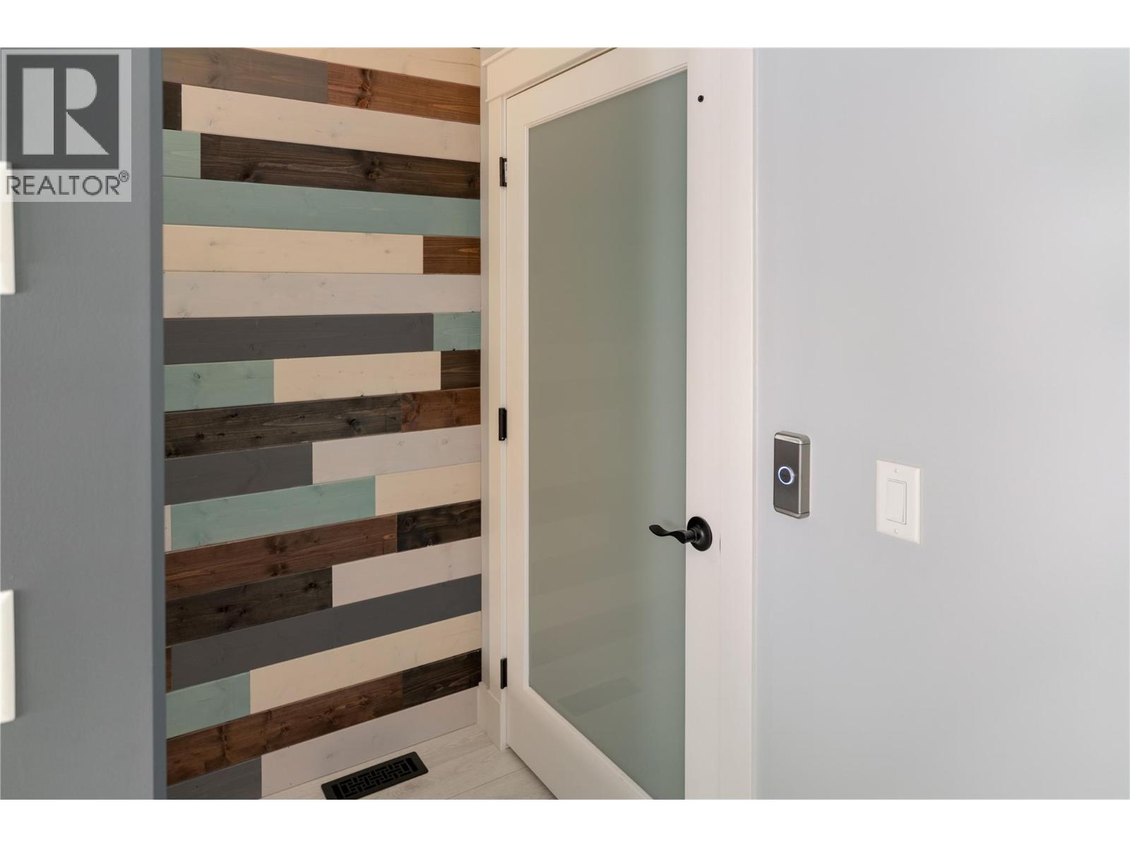 45 3359 Cougar Road, Westbank