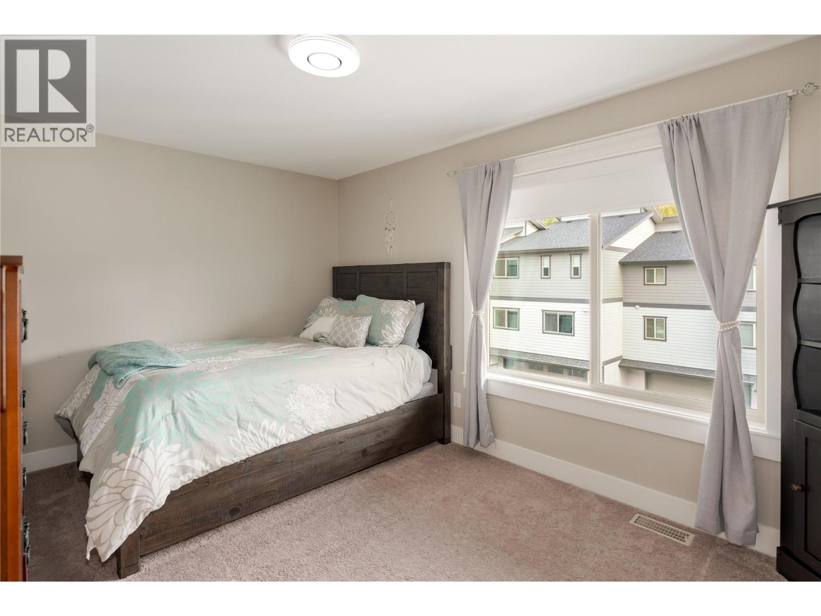 45 3359 Cougar Road, Westbank