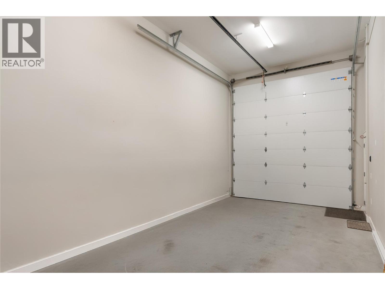 45 3359 Cougar Road, Westbank