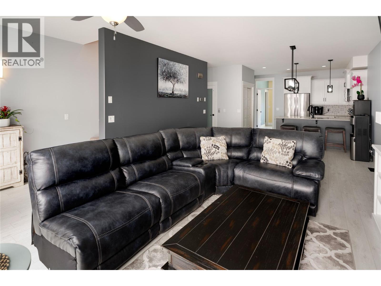 45 3359 Cougar Road, Westbank