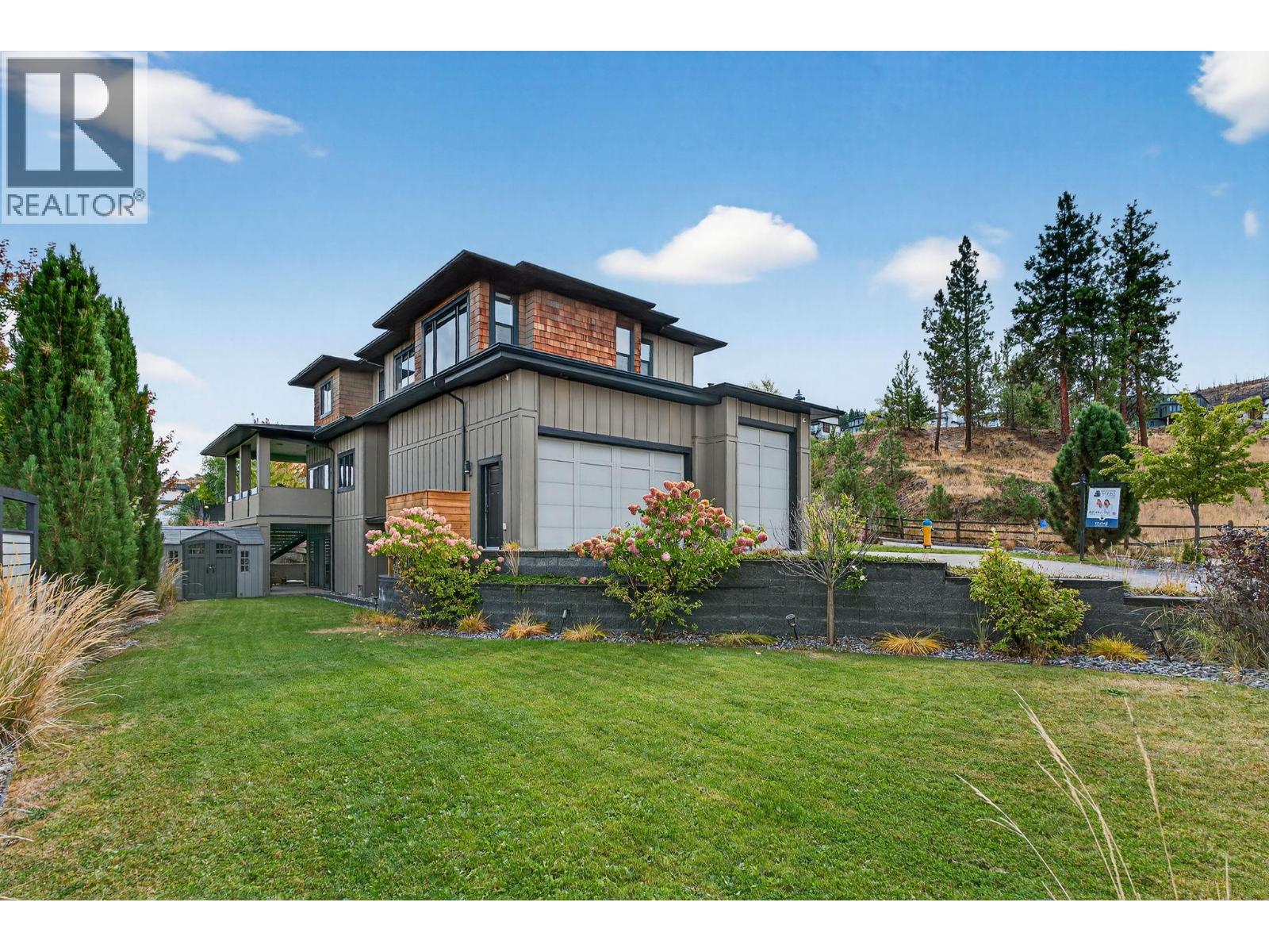  460 Rockview Lane, Kelowna