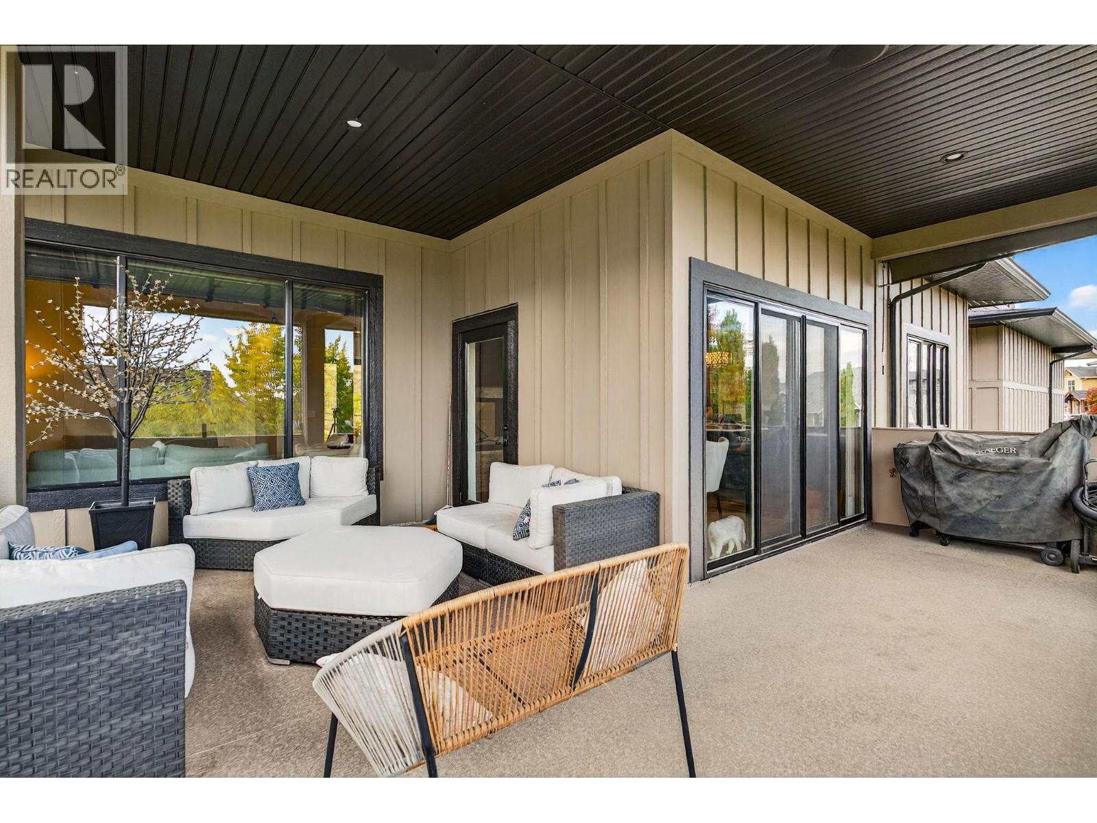  460 Rockview Lane, Kelowna