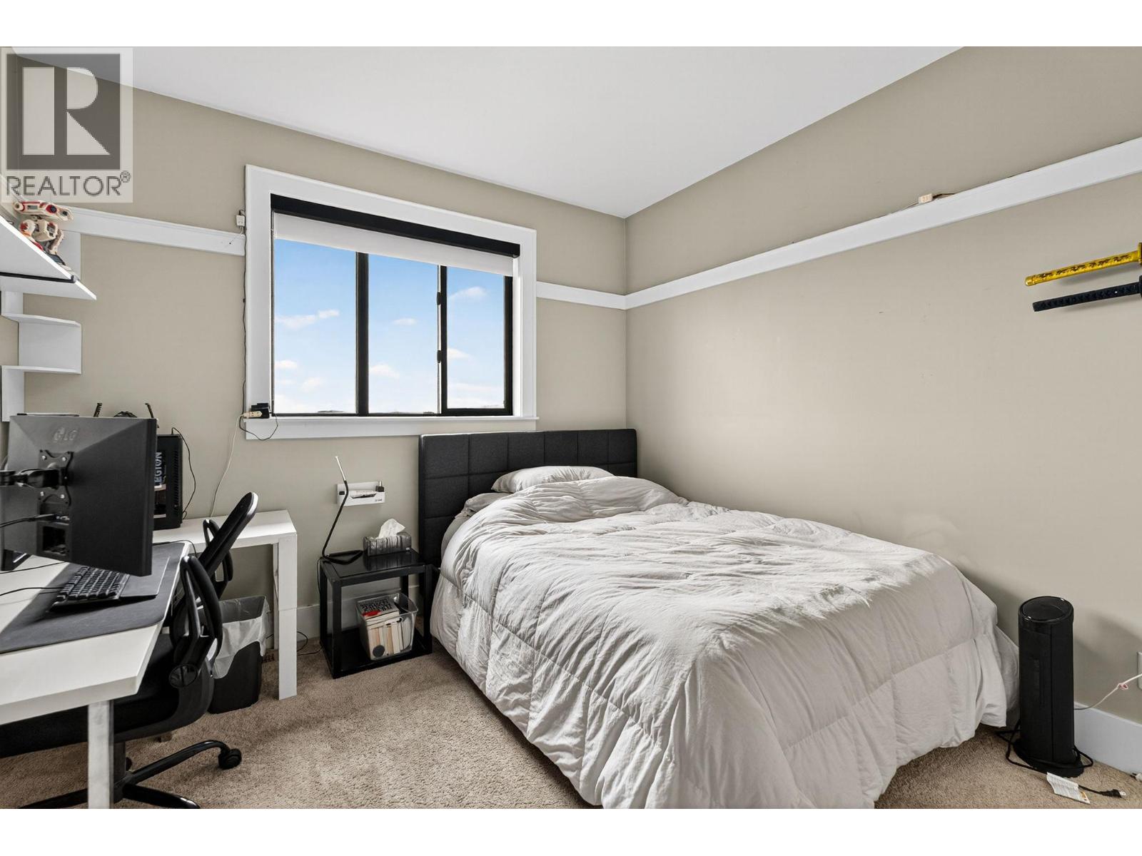  460 Rockview Lane, Kelowna