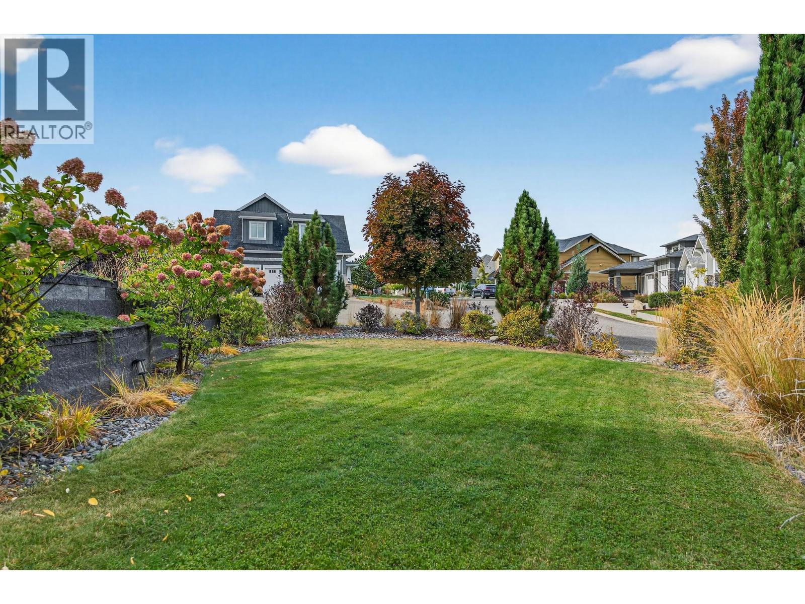  460 Rockview Lane, Kelowna