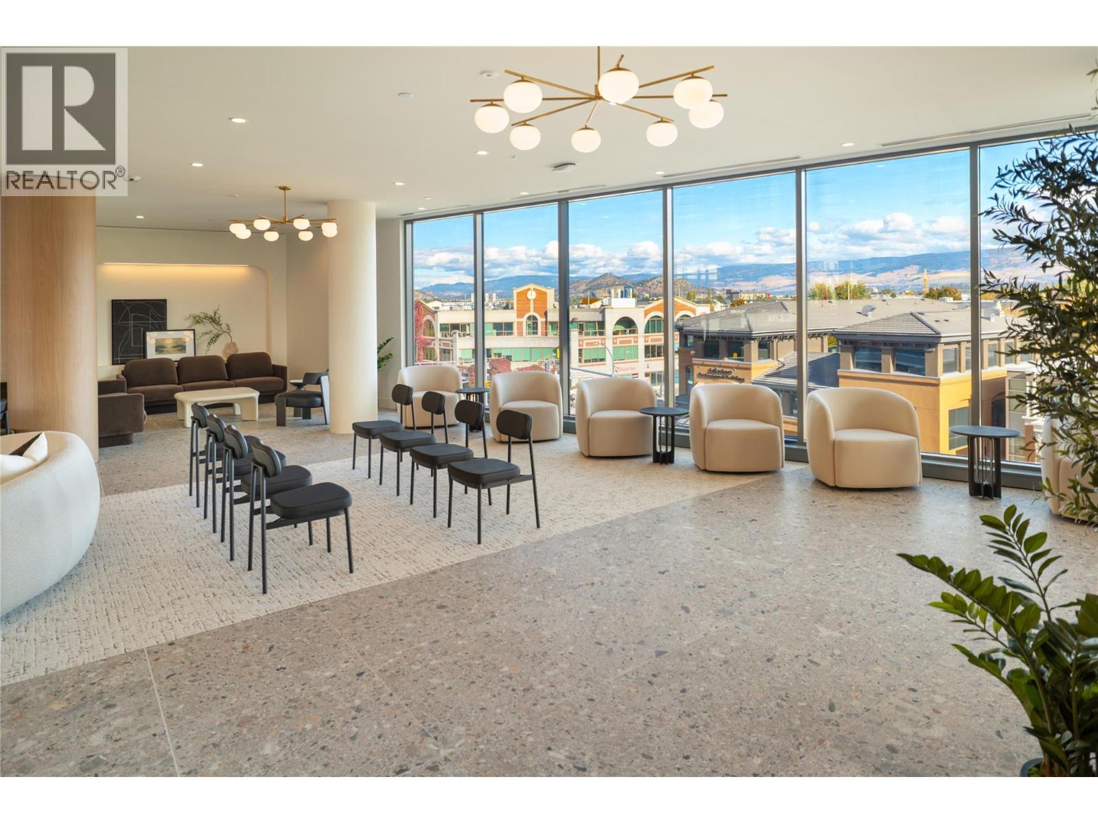 715 3340 Lakeshore Road, Kelowna