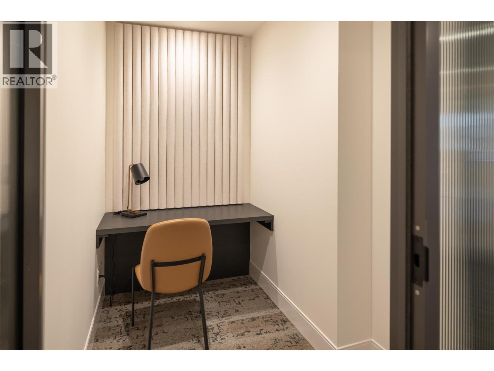 715 3340 Lakeshore Road, Kelowna