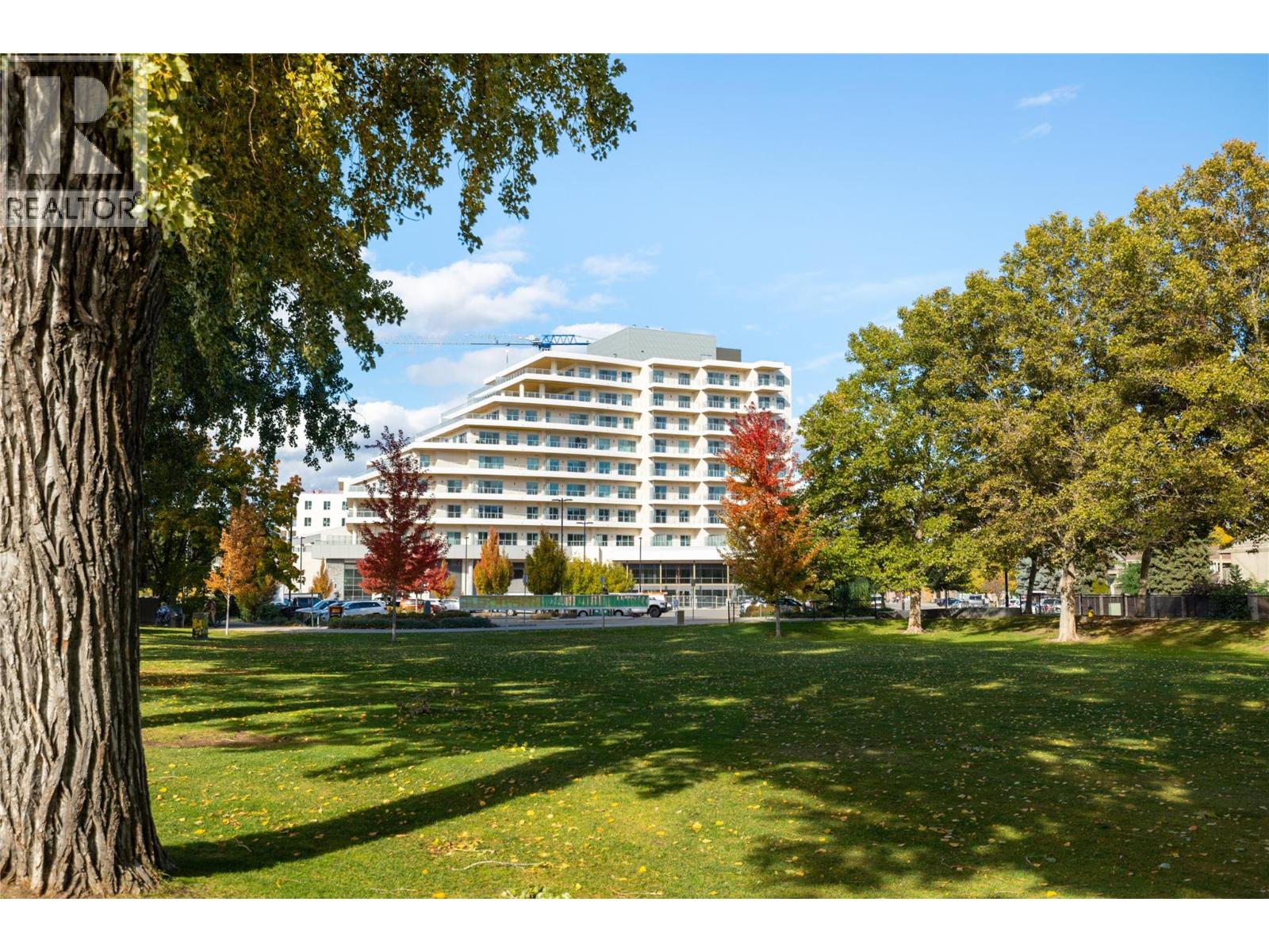 715 3340 Lakeshore Road, Kelowna