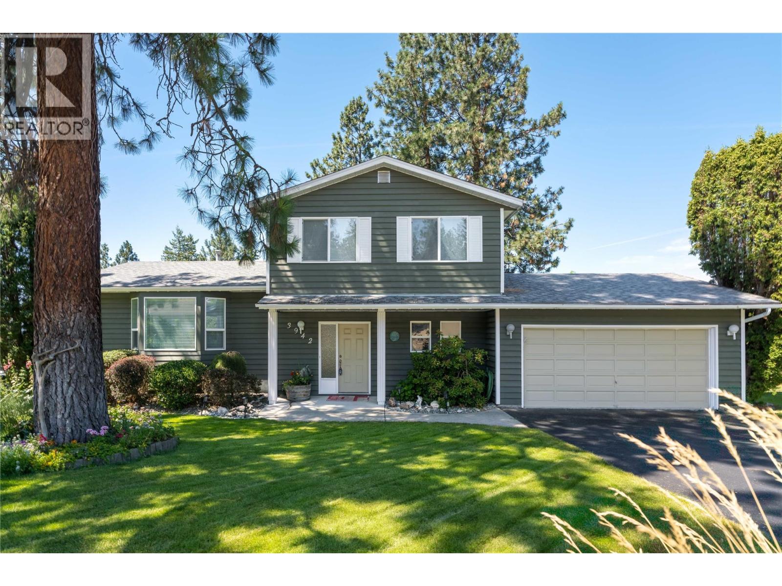  3942 Suncrest Court, Kelowna