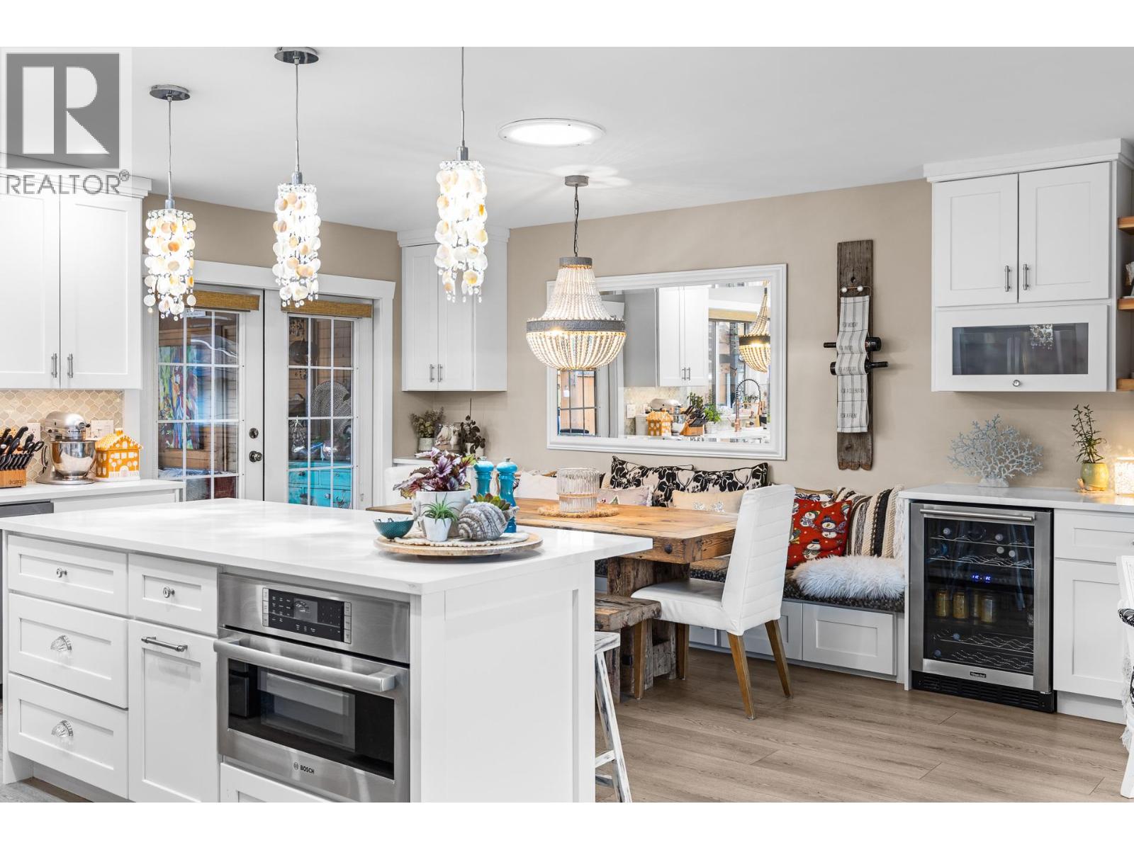  848 LIBAN Court, Kelowna