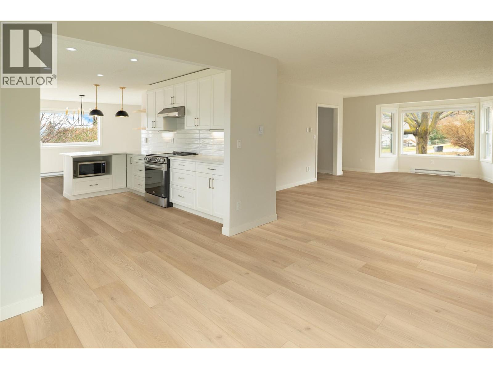  4790 Seaton Place, Peachland