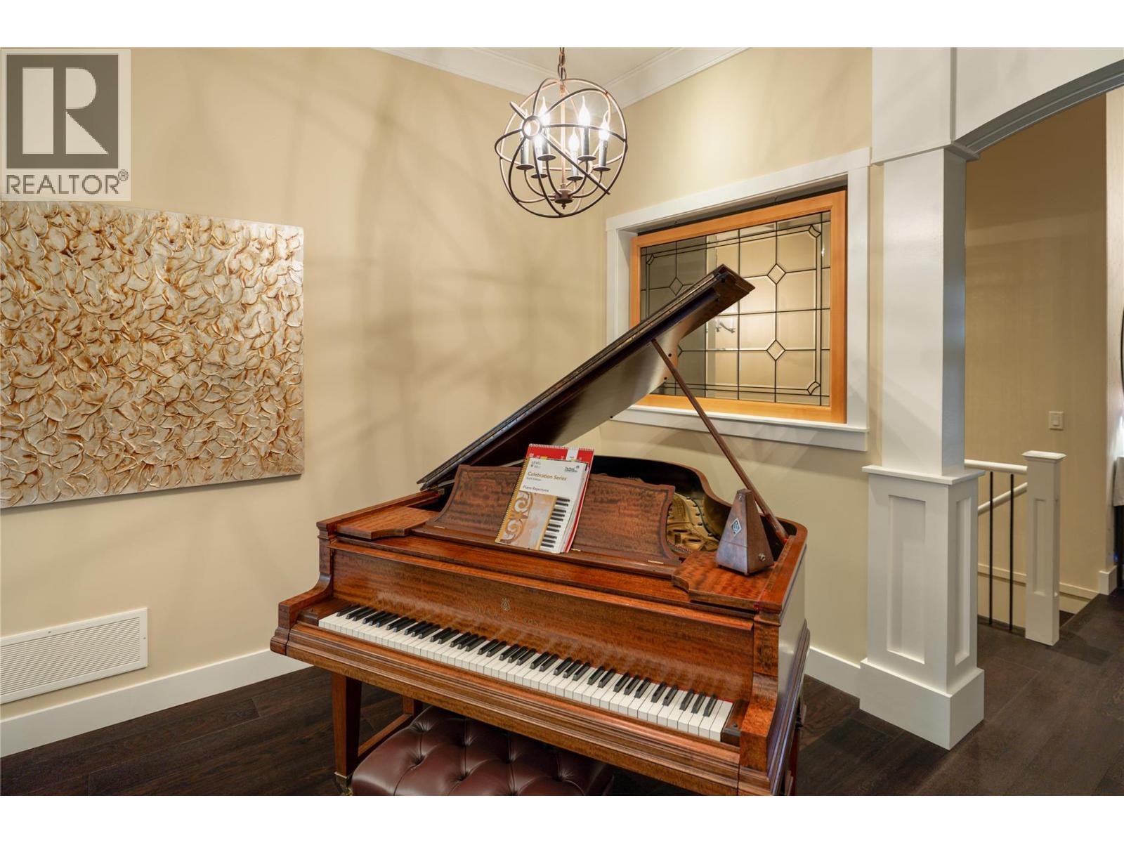  4182 Gallaghers Fairway South, Kelowna