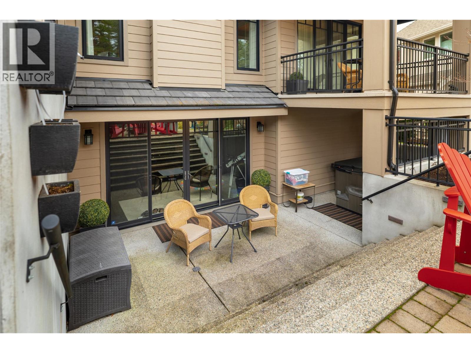  4182 Gallaghers Fairway South, Kelowna