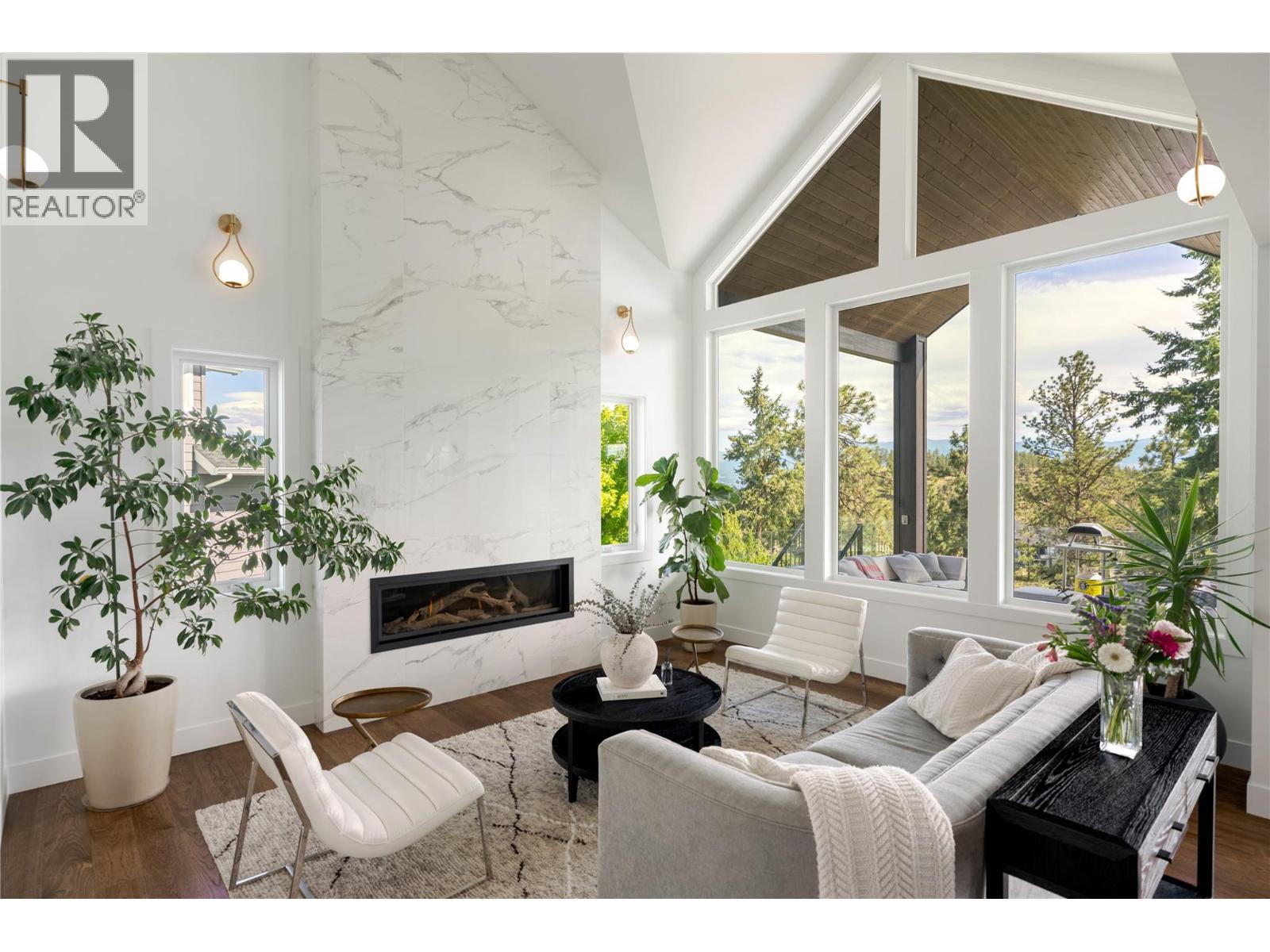  172 Skyland Drive, Kelowna