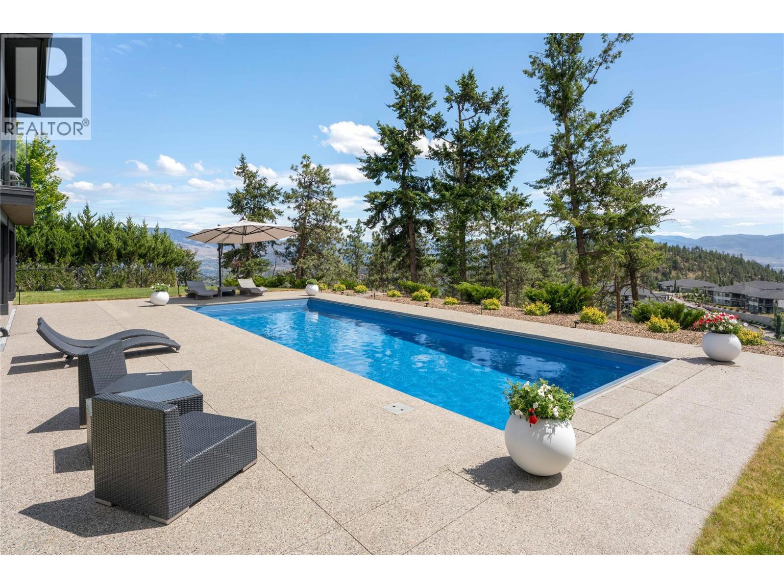  172 Skyland Drive, Kelowna