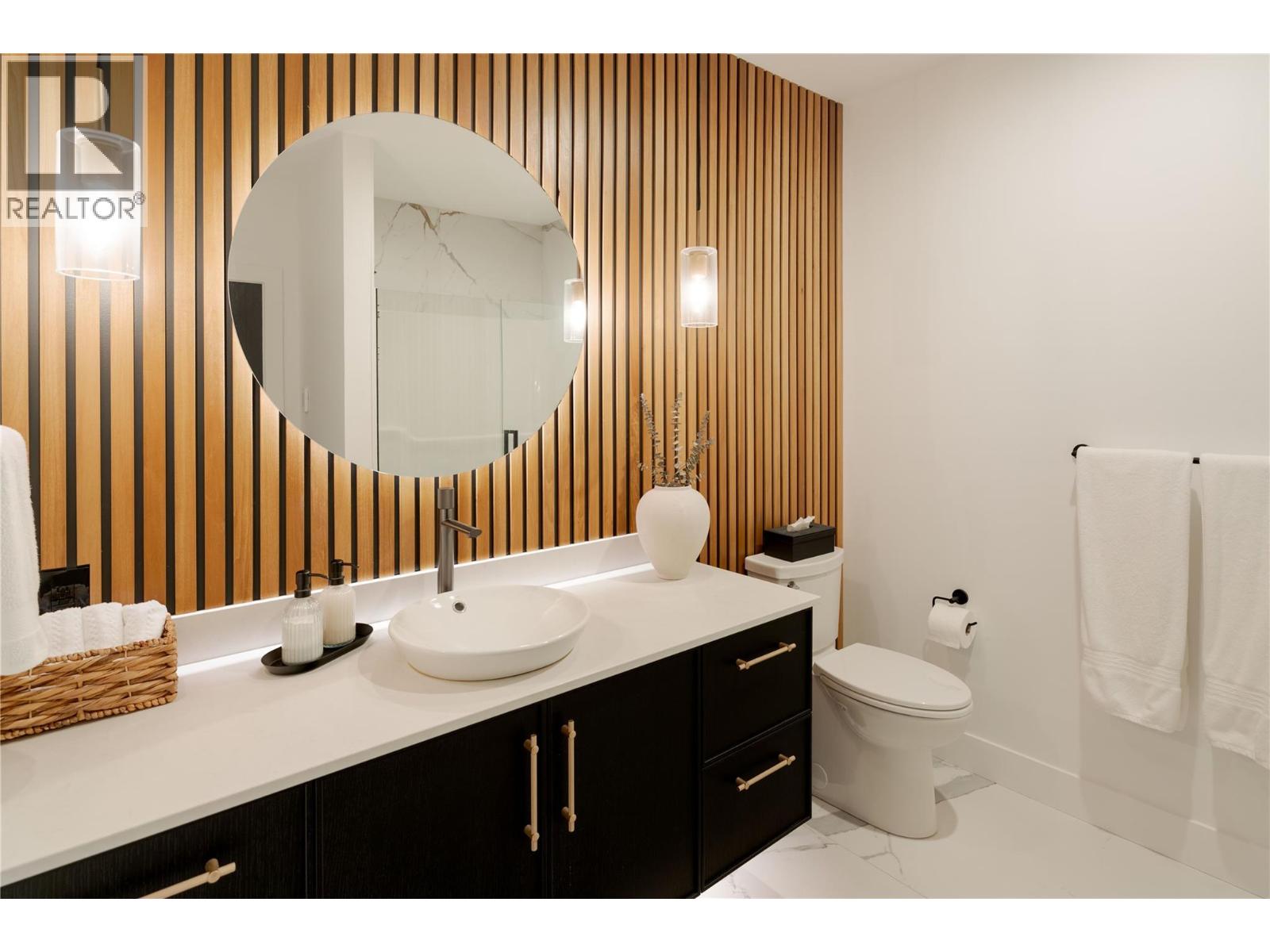  172 Skyland Drive, Kelowna