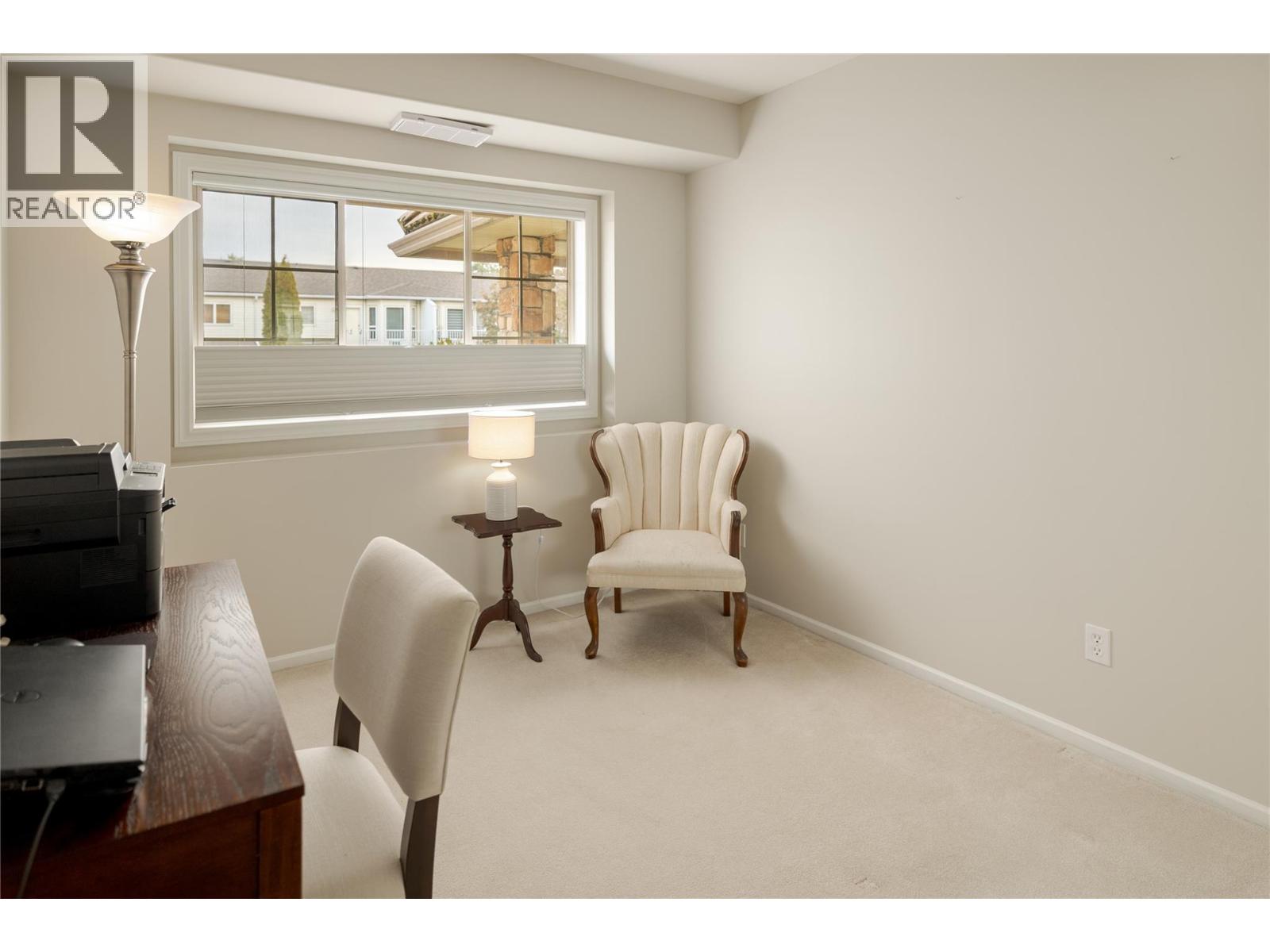 213 3335 Richter Street, Kelowna