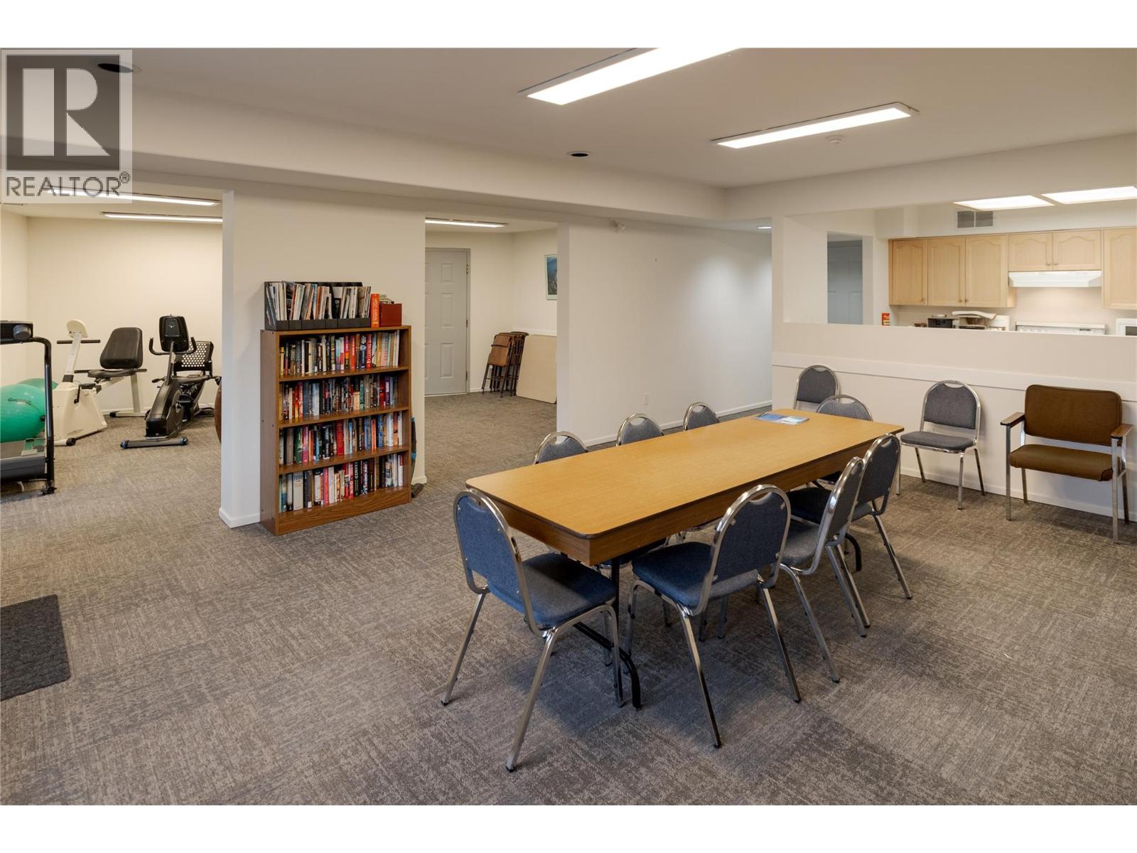 213 3335 Richter Street, Kelowna