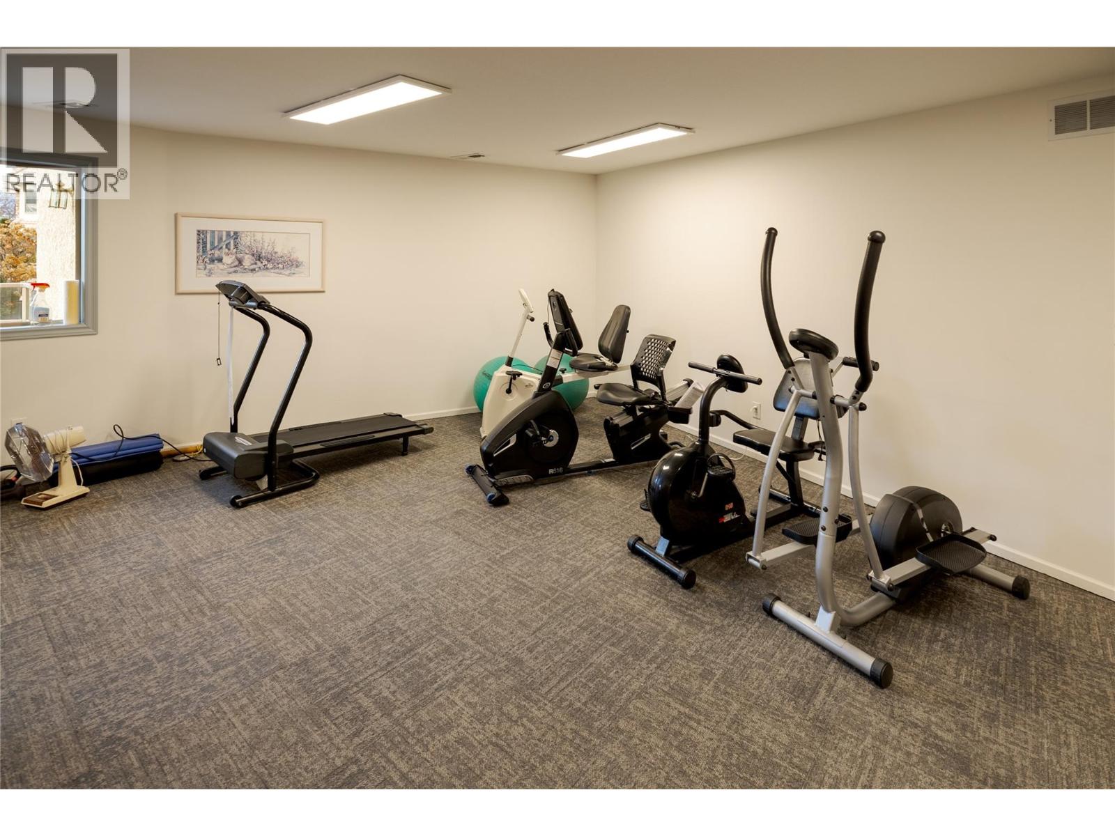 213 3335 Richter Street, Kelowna