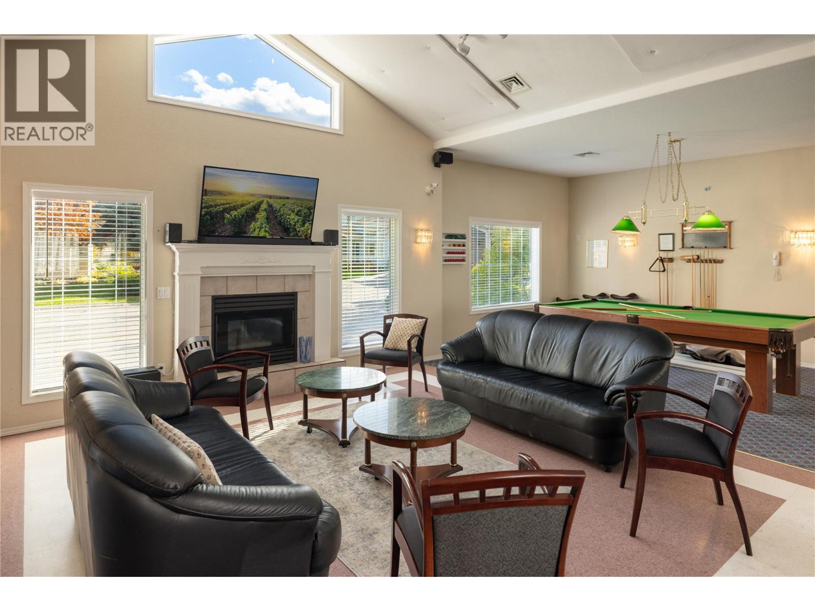 179 609 TRUSWELL Road, Kelowna