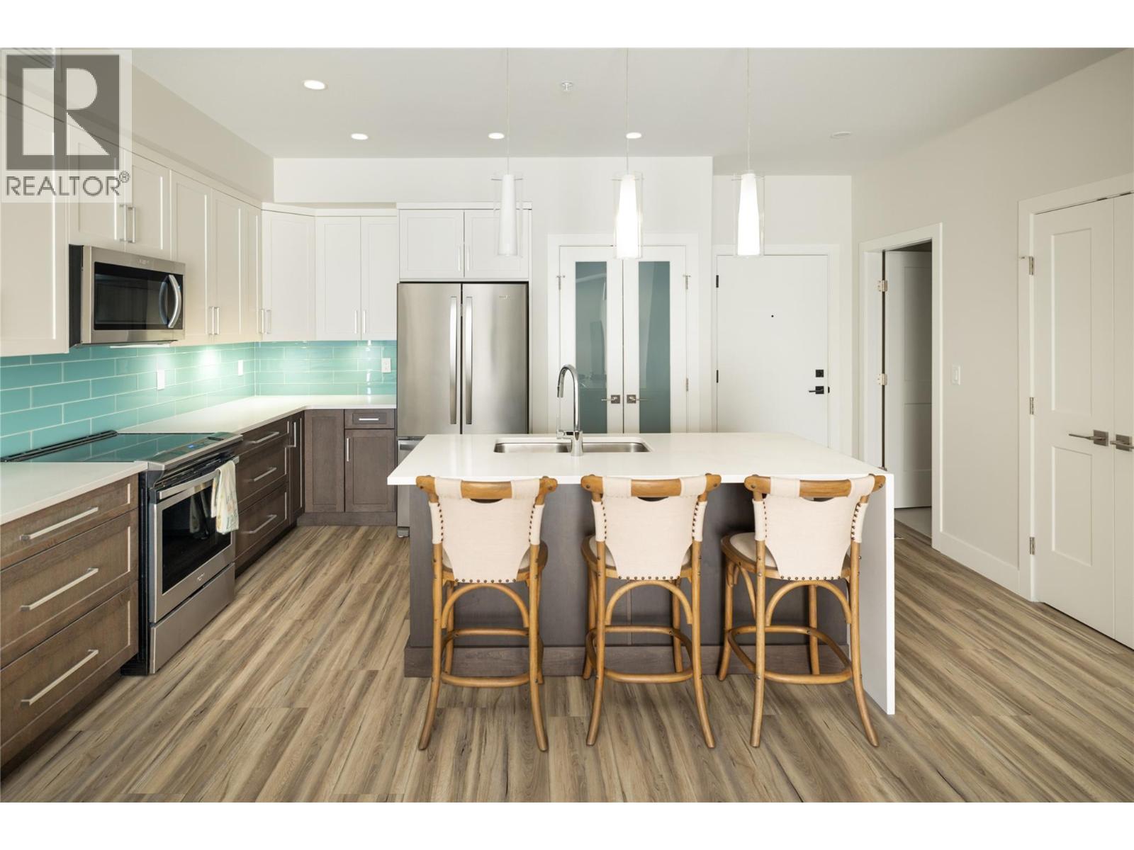 312 3475 Granite Close, Kelowna