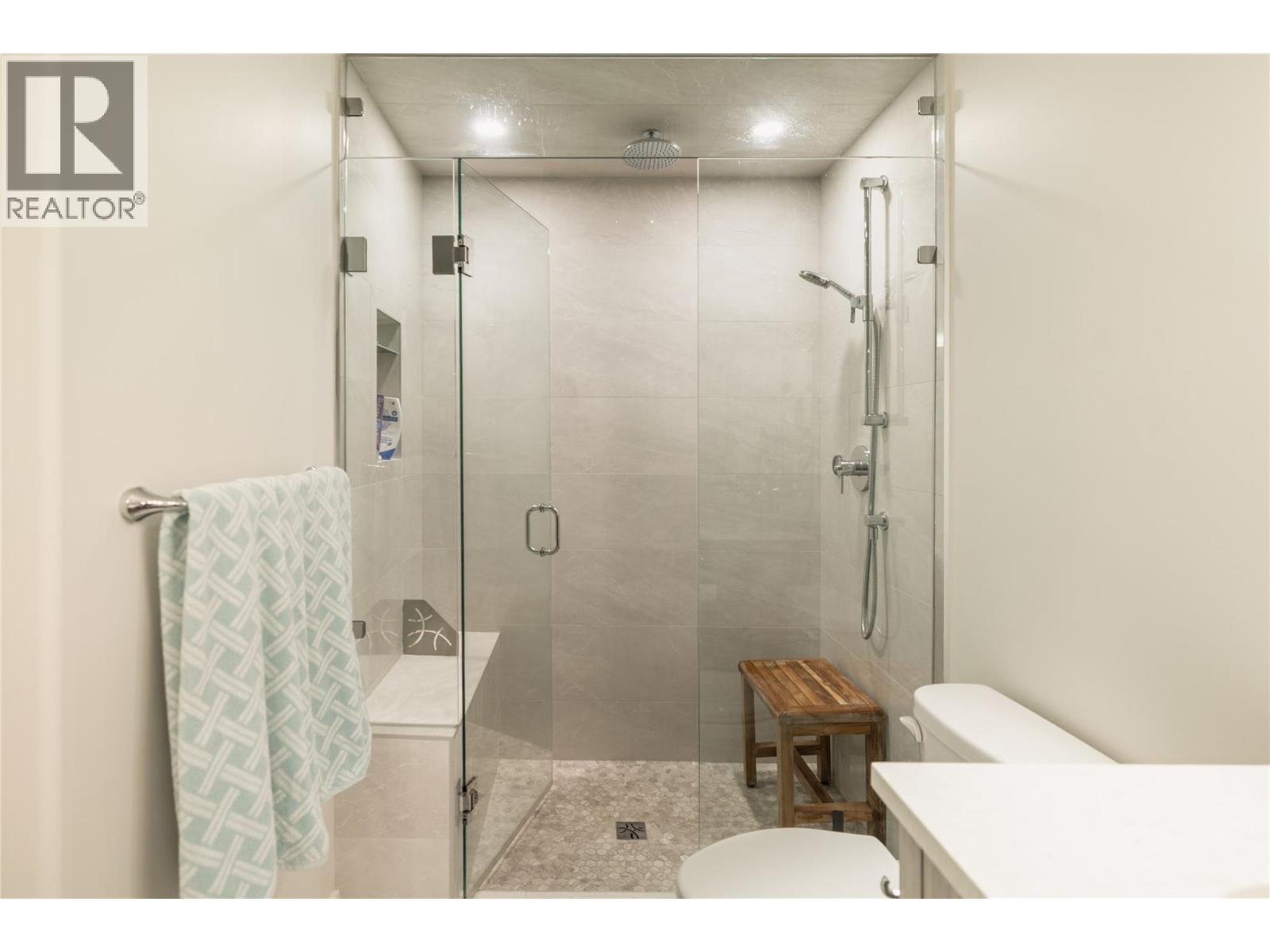 312 3475 Granite Close, Kelowna