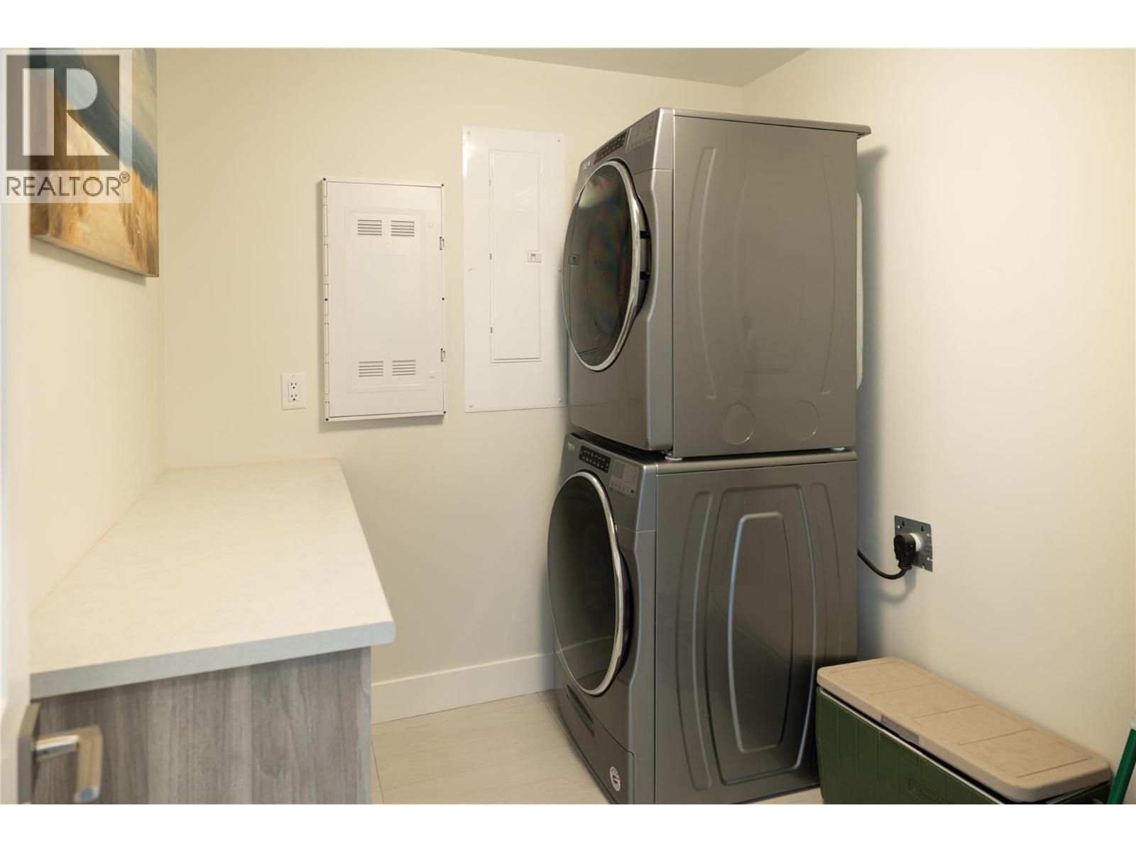 312 3475 Granite Close, Kelowna