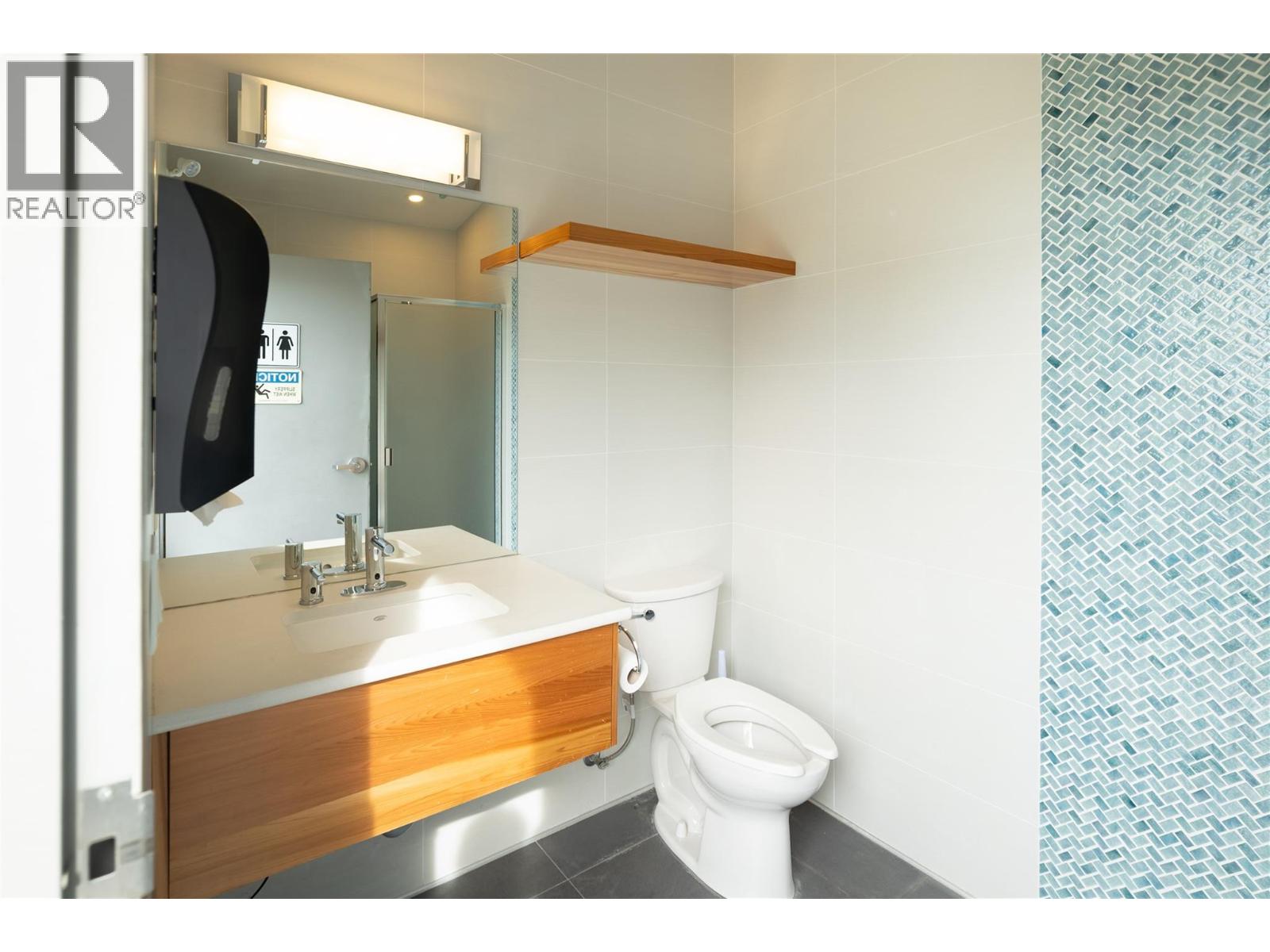 312 3475 Granite Close, Kelowna