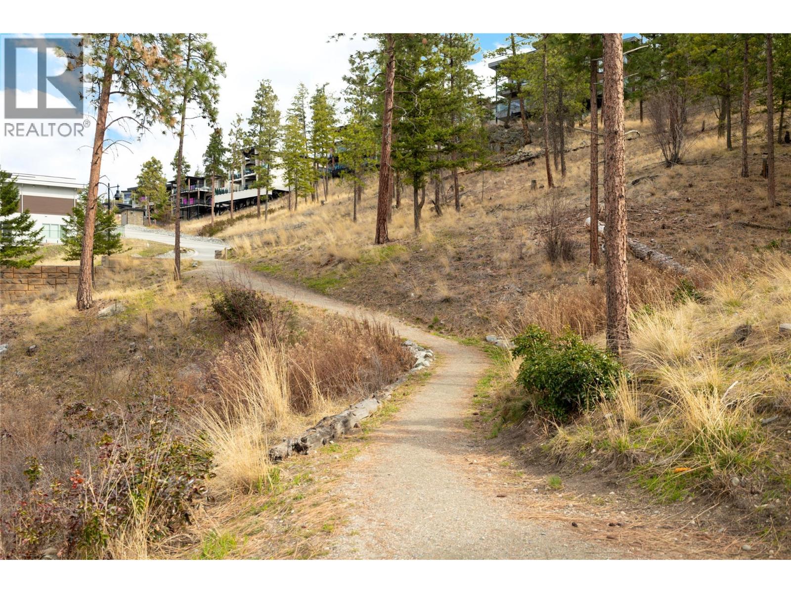 312 3475 Granite Close, Kelowna