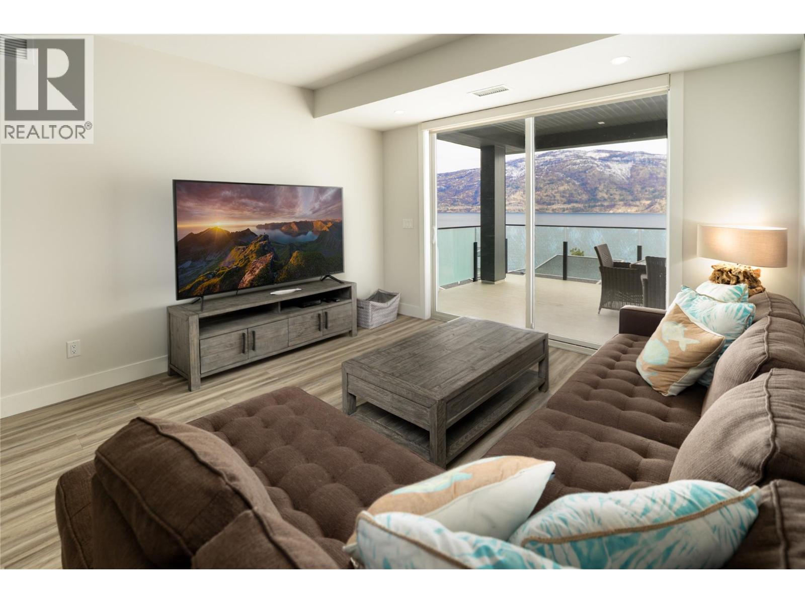 312 3475 Granite Close, Kelowna