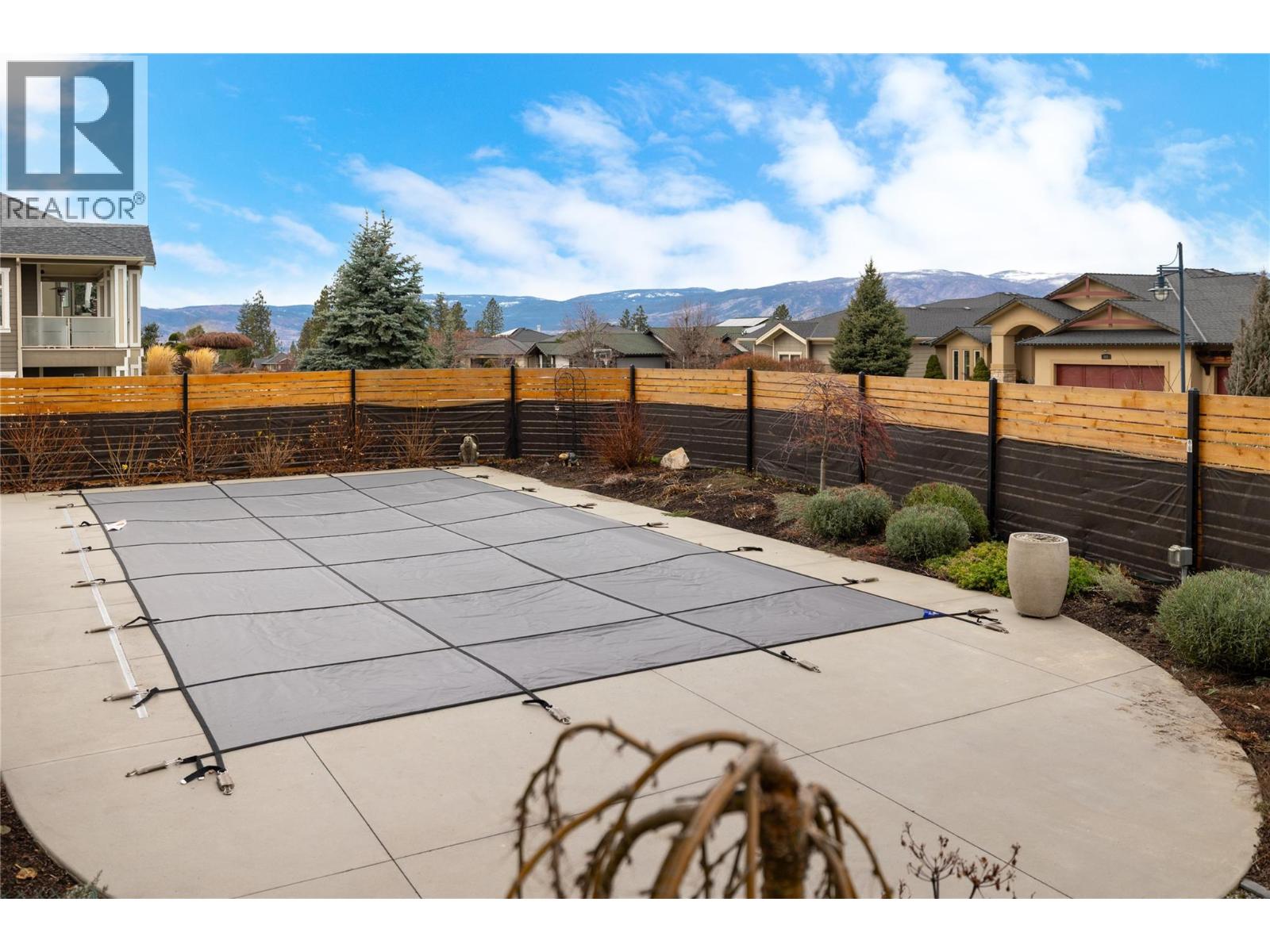  667 Devonian Avenue, Kelowna