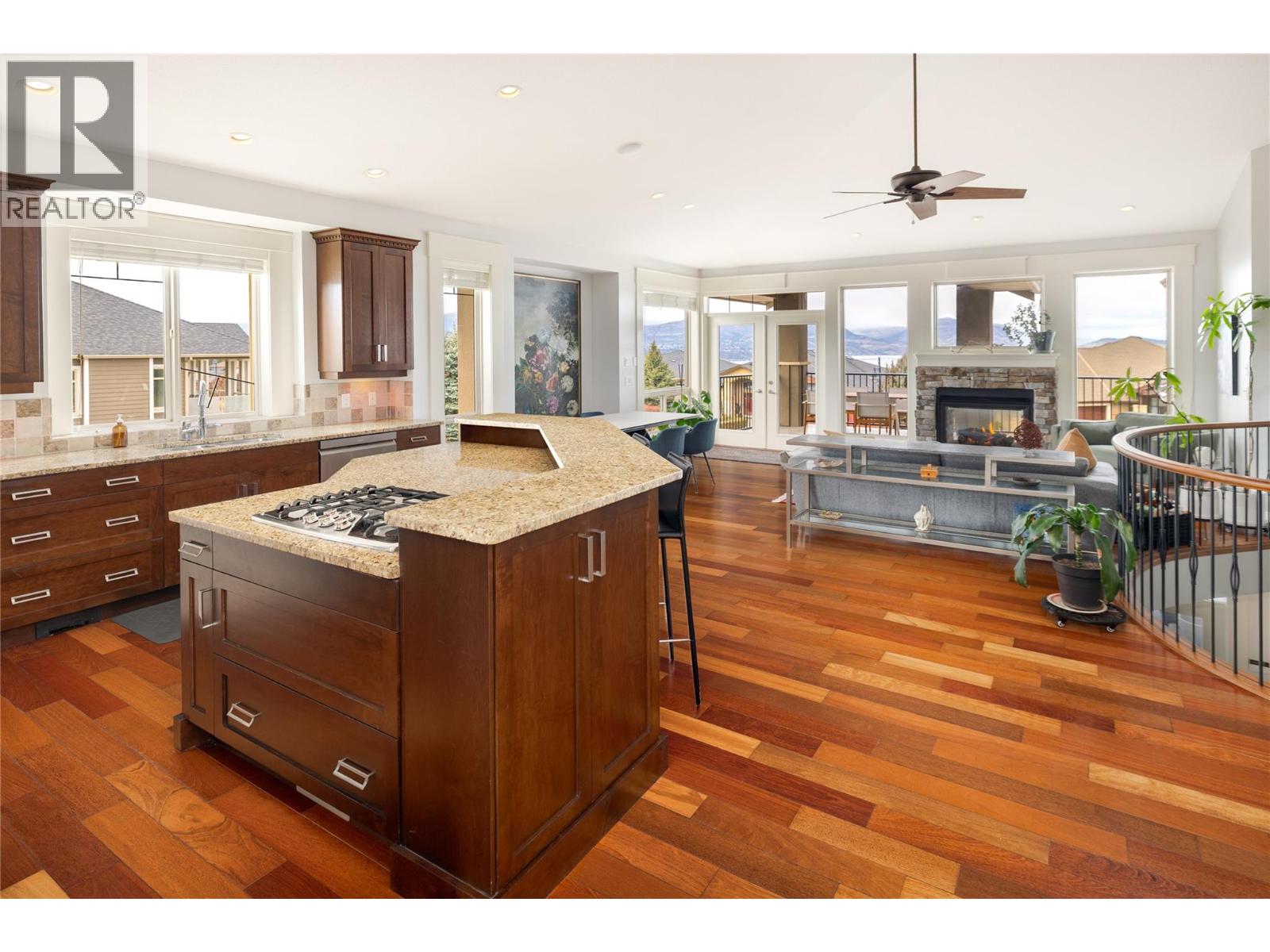  667 Devonian Avenue, Kelowna