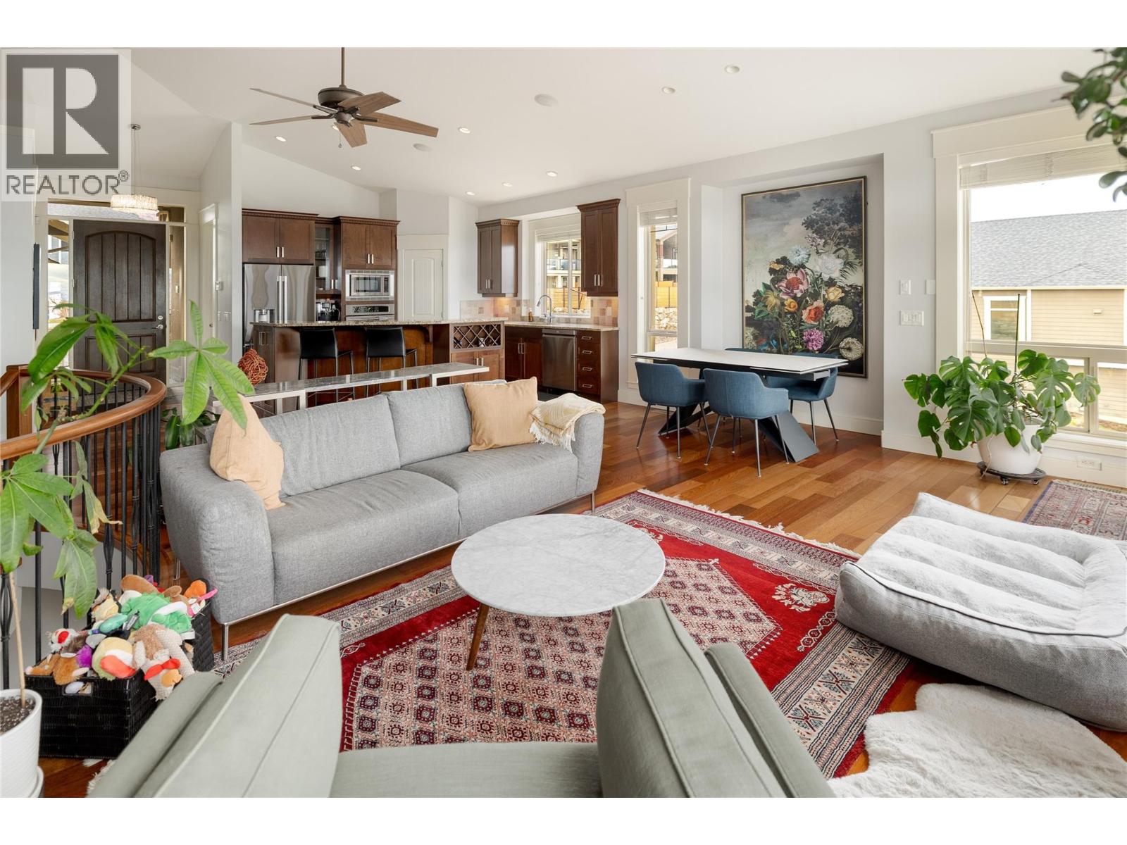  667 Devonian Avenue, Kelowna