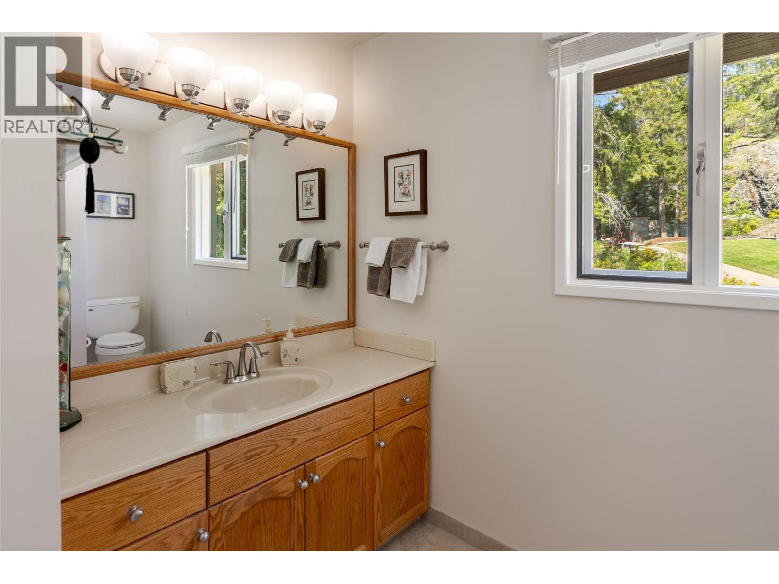  1252 Kyndree Court, Kelowna