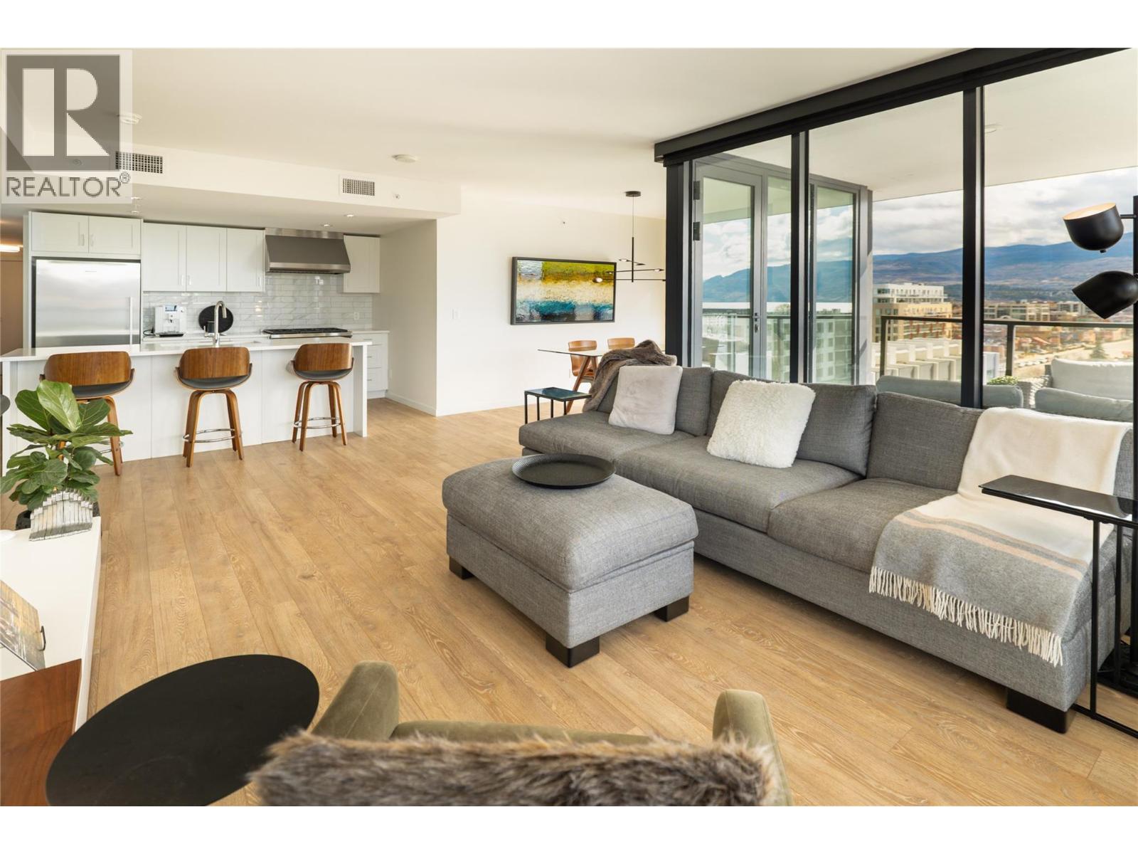 805 485 Groves Avenue, Kelowna
