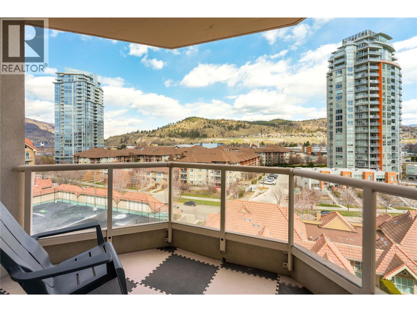 801 1152 Sunset Drive, Kelowna