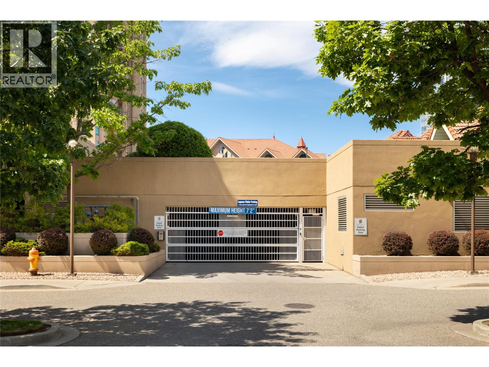 801 1152 Sunset Drive, Kelowna