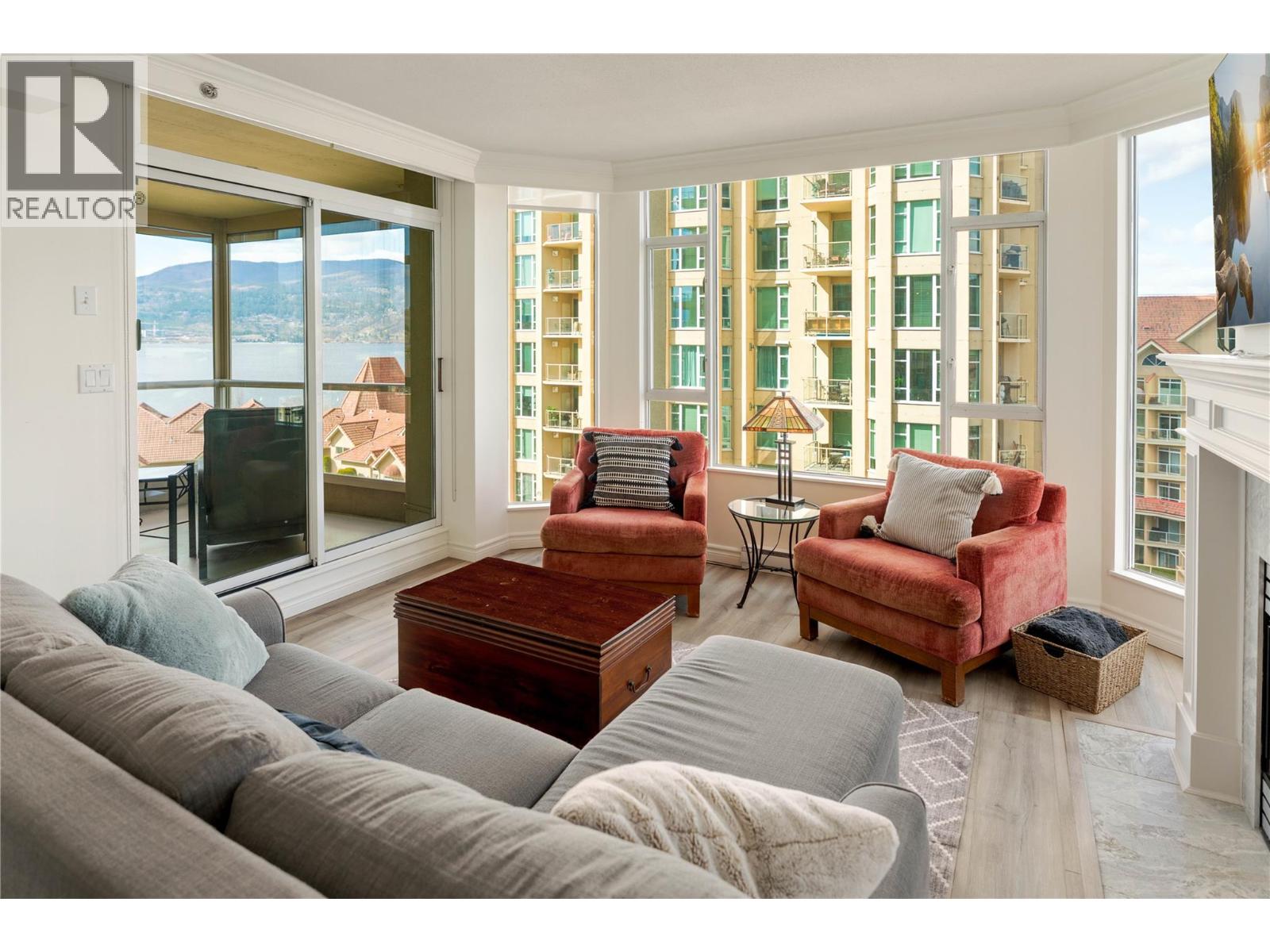 801 1152 Sunset Drive, Kelowna