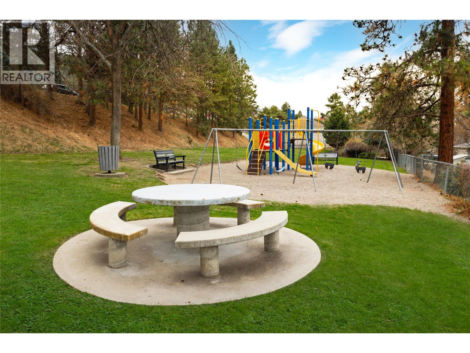  2155 PALY Road, Kelowna