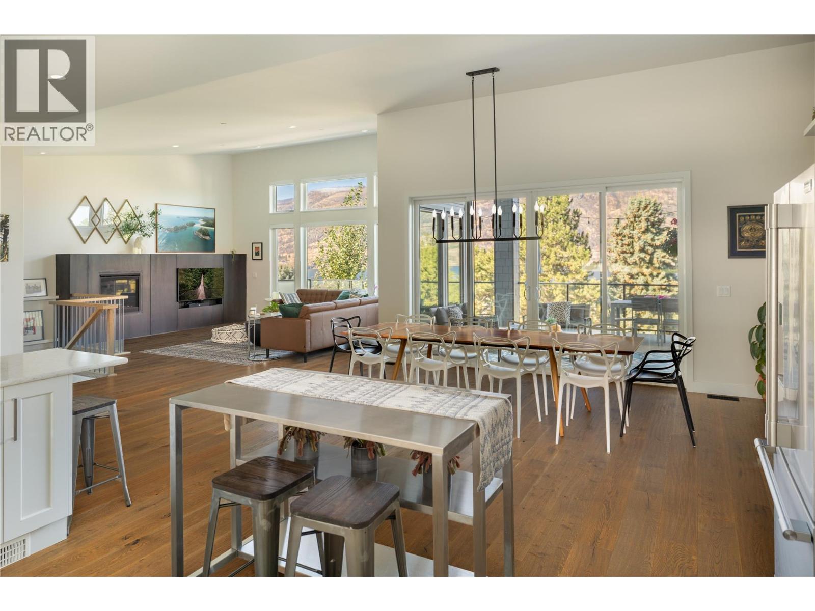  2155 PALY Road, Kelowna