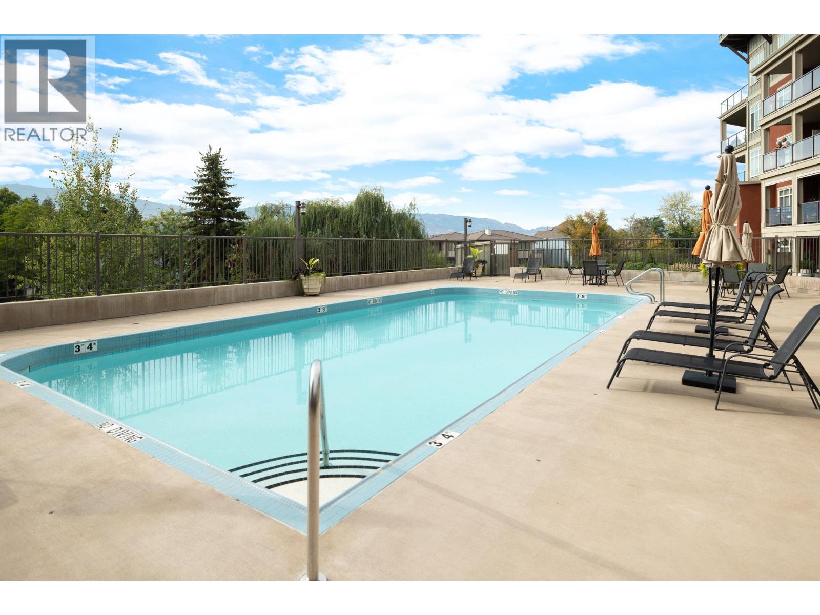 204 3865 Truswell Road, Kelowna