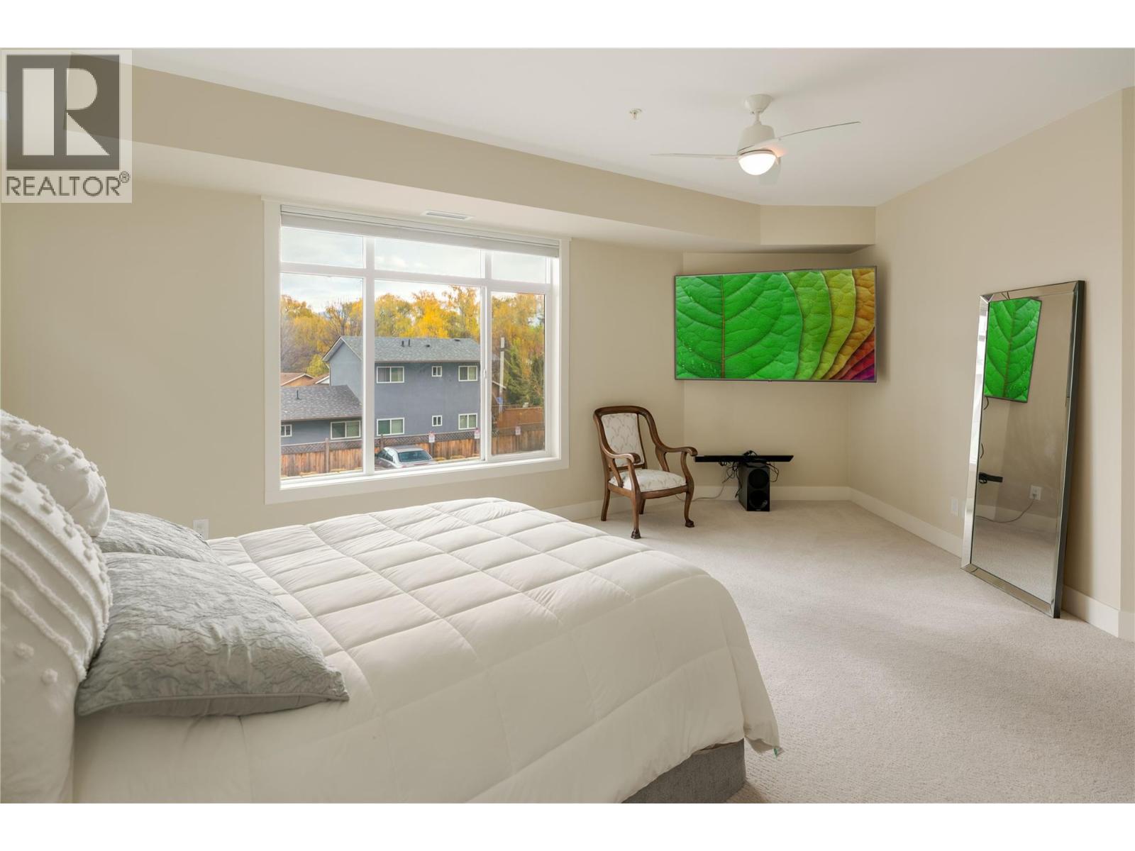 204 3865 Truswell Road, Kelowna